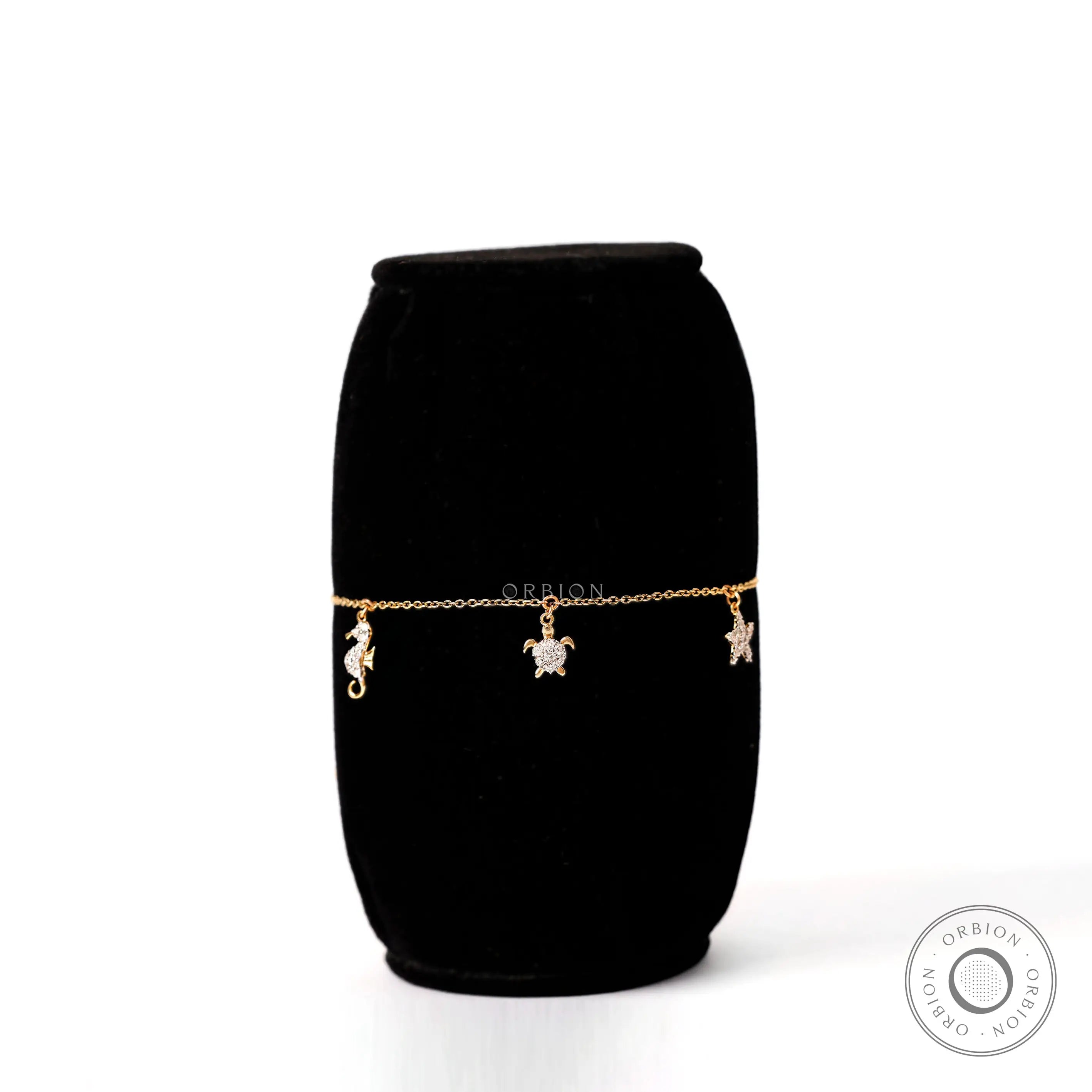 Front view lab diamond ocean charm bolo bracelet yellow gold