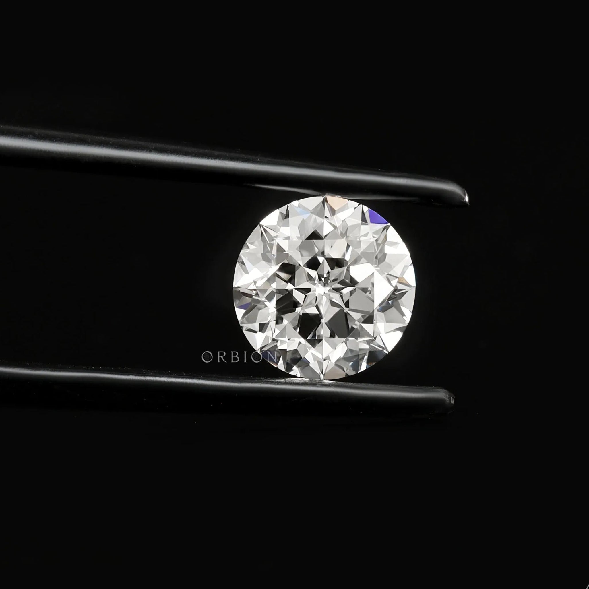 Centered round loose lab diamond with nova faceting on black background