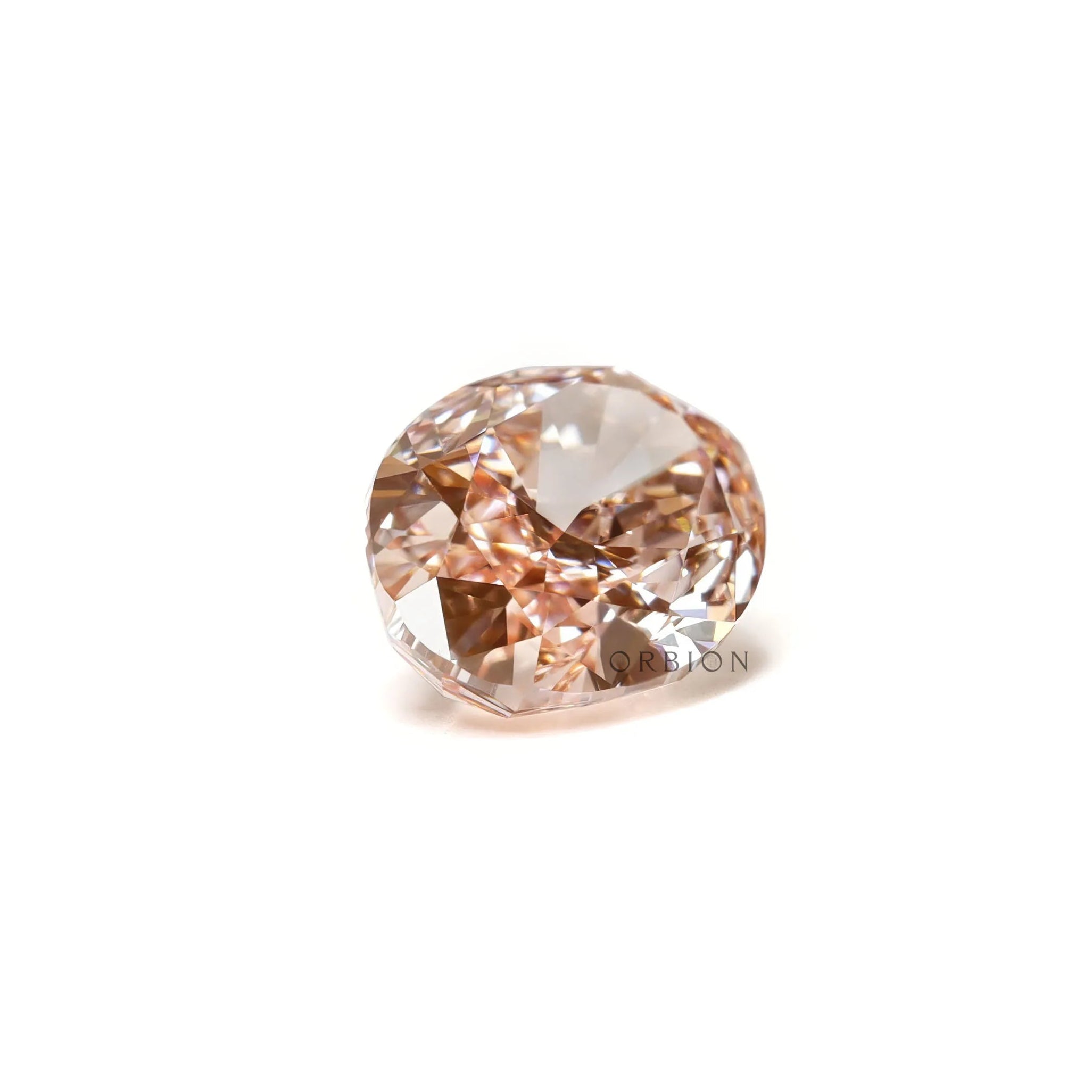 Side tilted view of oval pink diamond showing depth