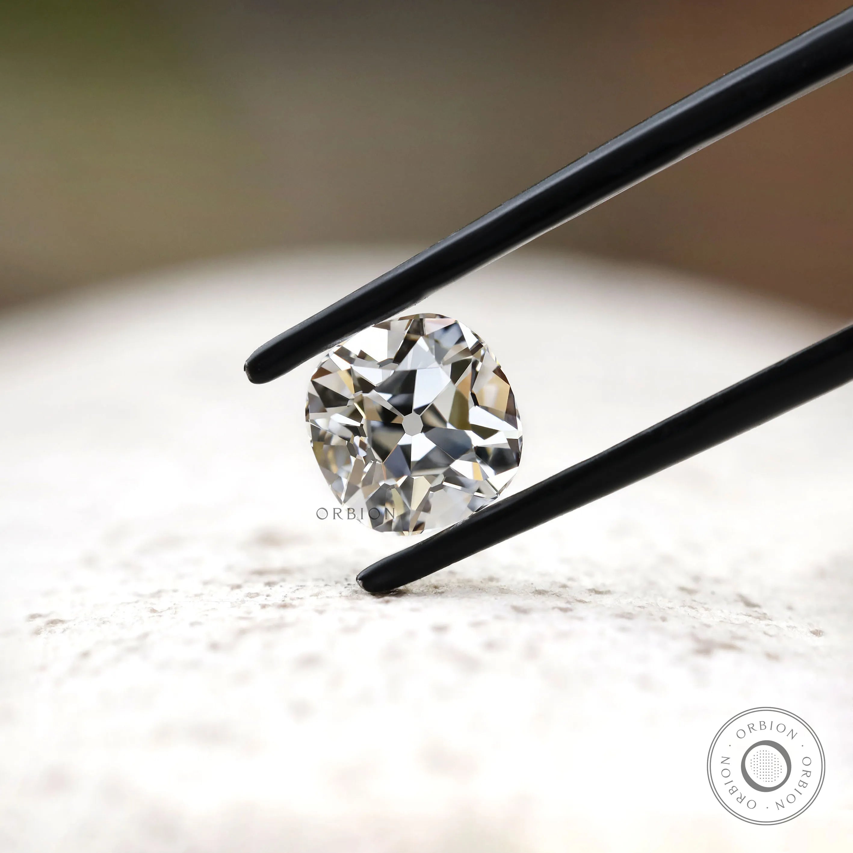 Old mine cut cushion lab grown diamond 2 ct with sustainable sourcing