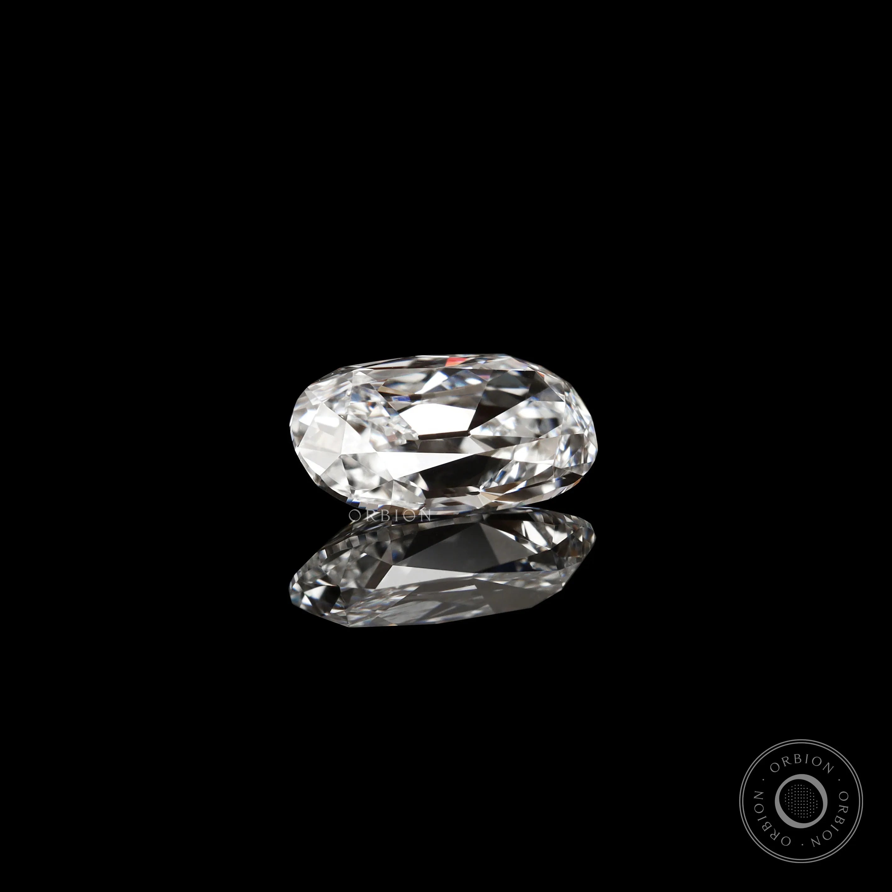 Elongated cushion 2 ct lab grown diamond with vintage faceted pattern
