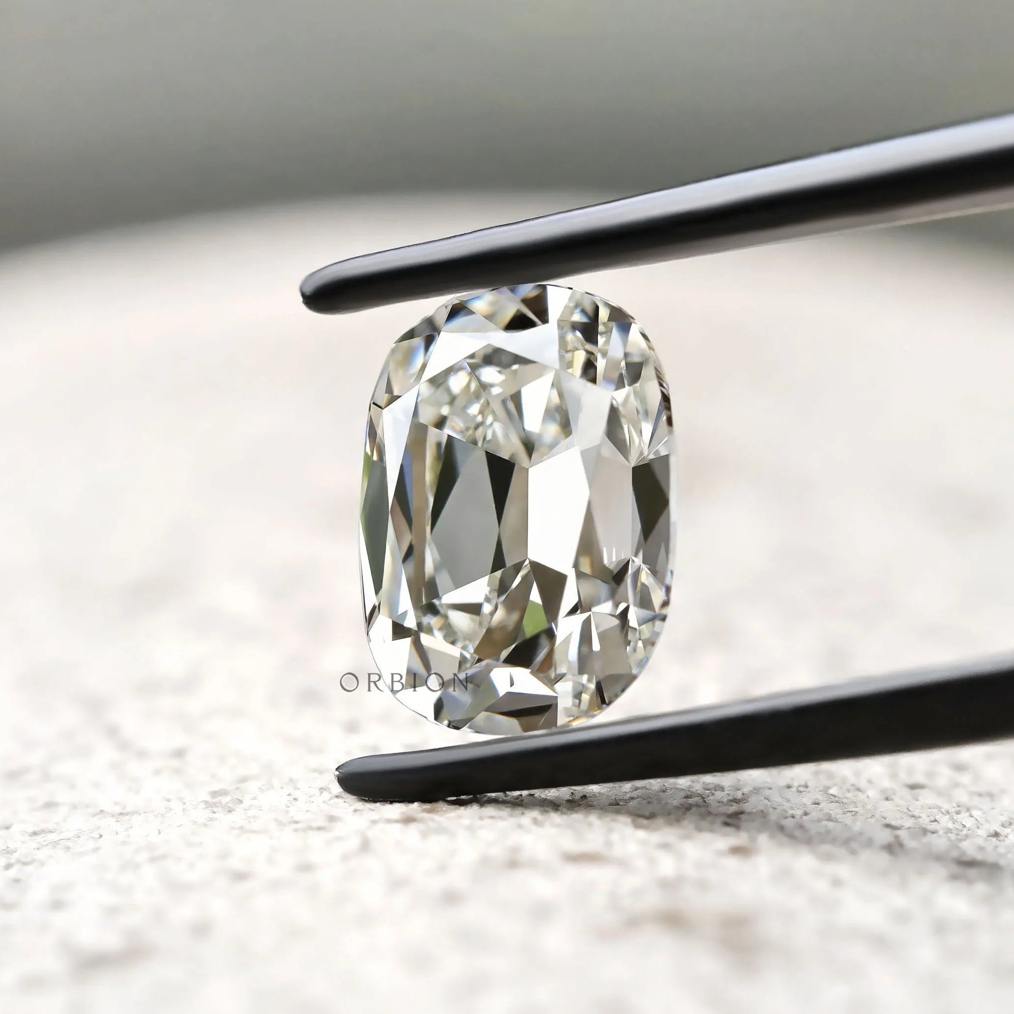 Elongated cushion 4 ct lab diamond loose stone with no culet detail