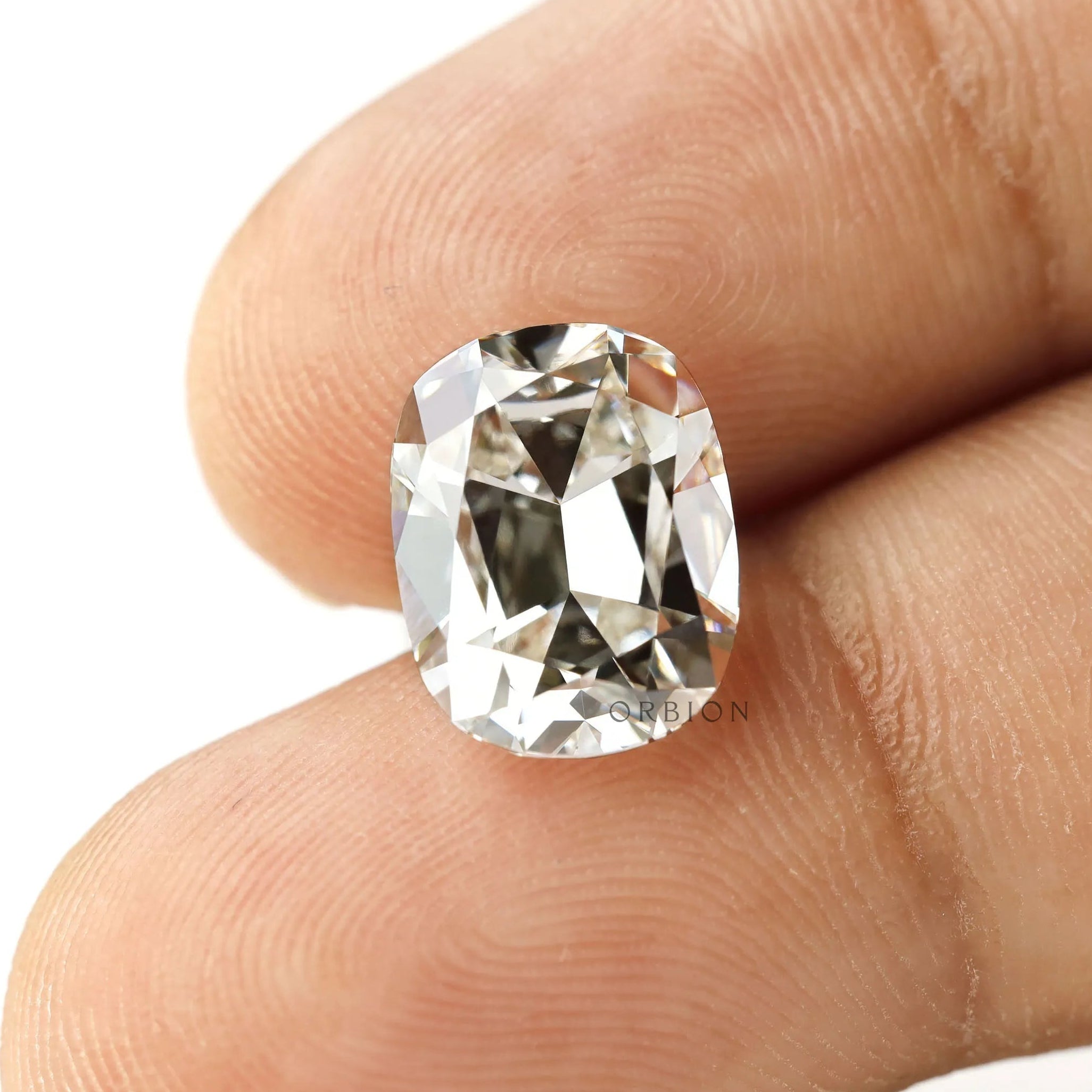 4 ct Vintage cut elongated cushion lab diamond with closed culet base