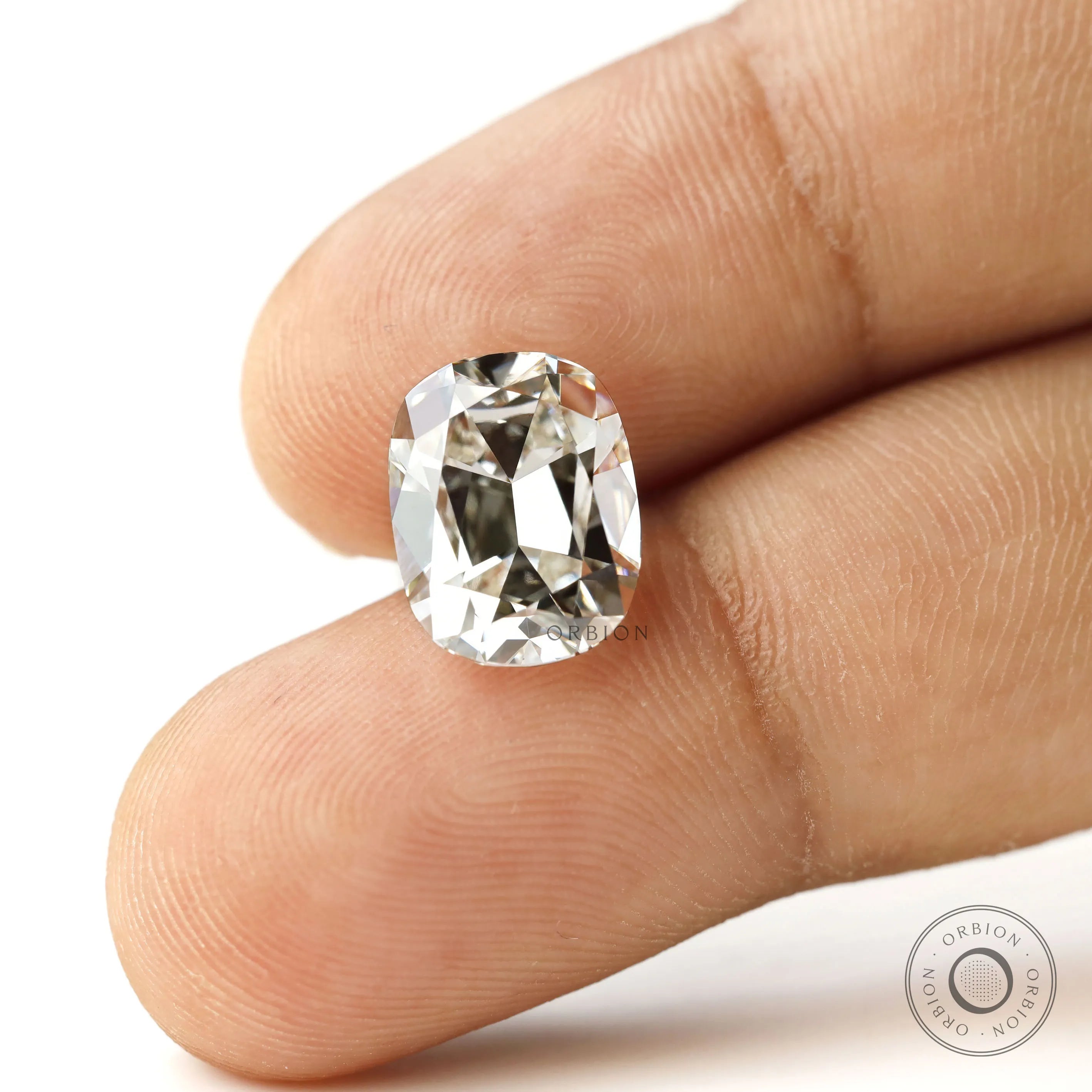 4 ct Vintage cut elongated cushion lab diamond with closed culet base