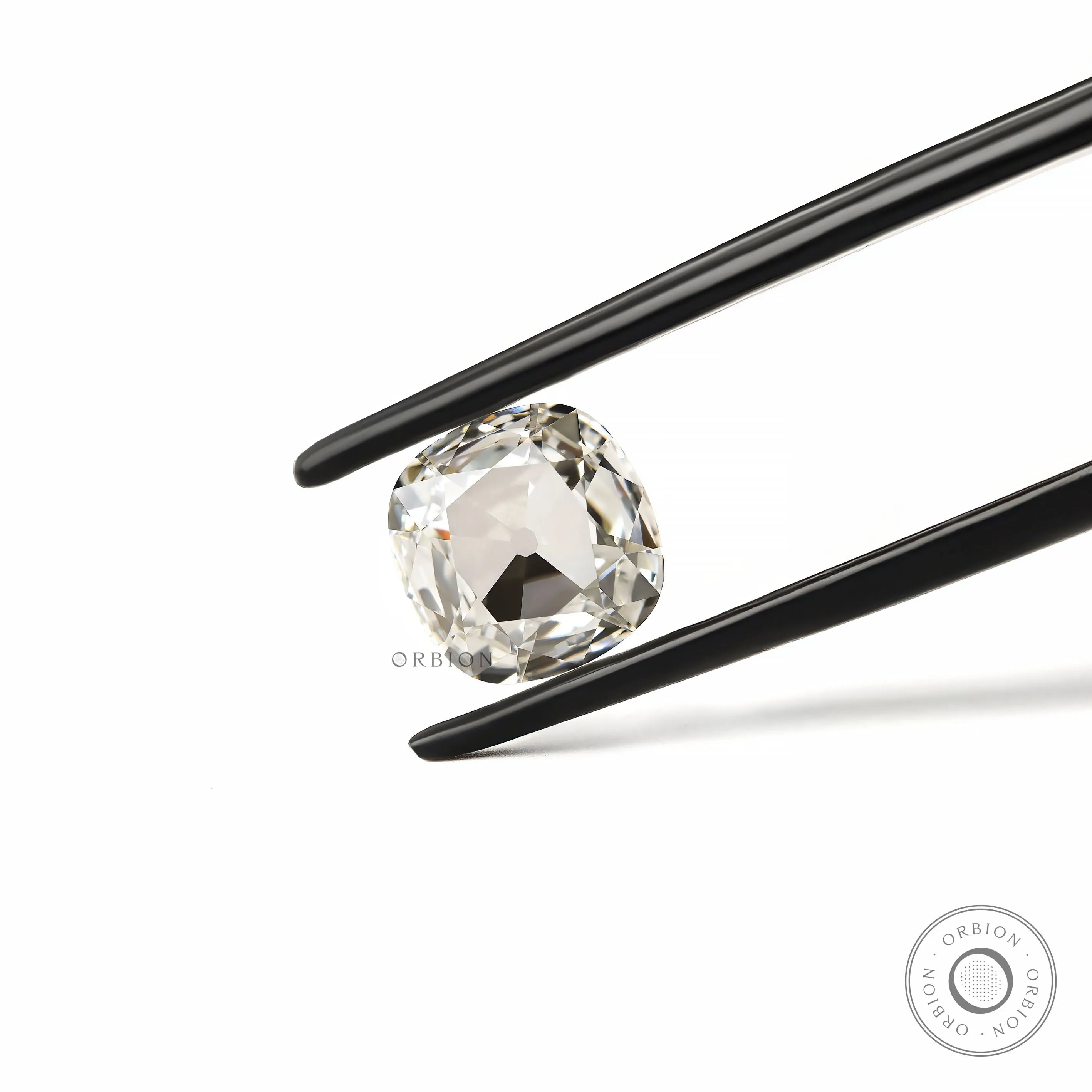 Shallow cut cushion lab grown diamond