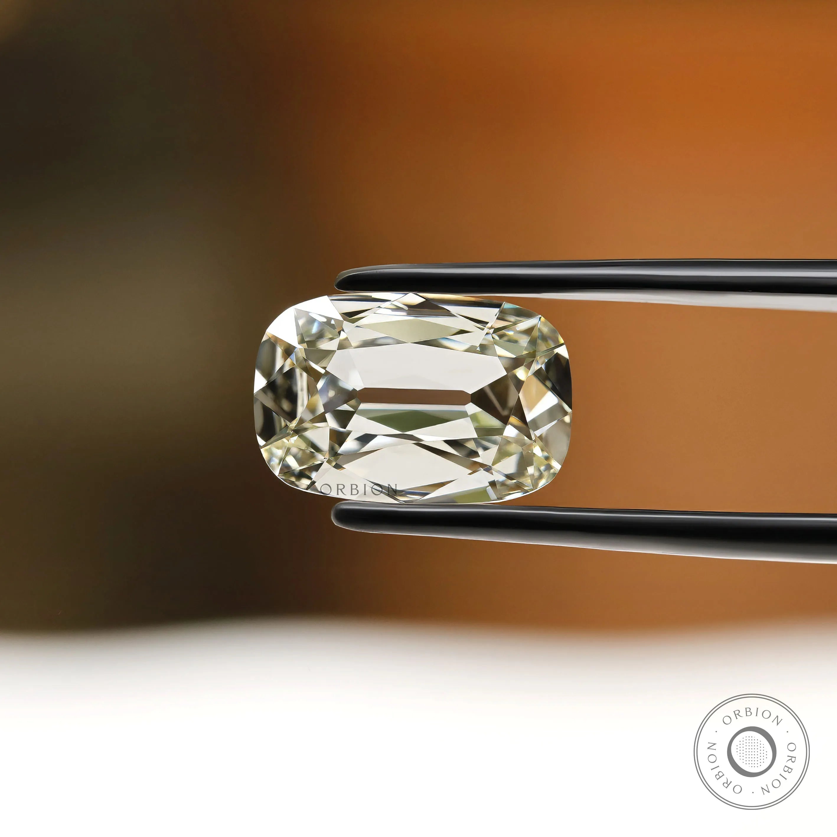 Old mine cut elongated cushion lab diamond 4 ct with soft off white color