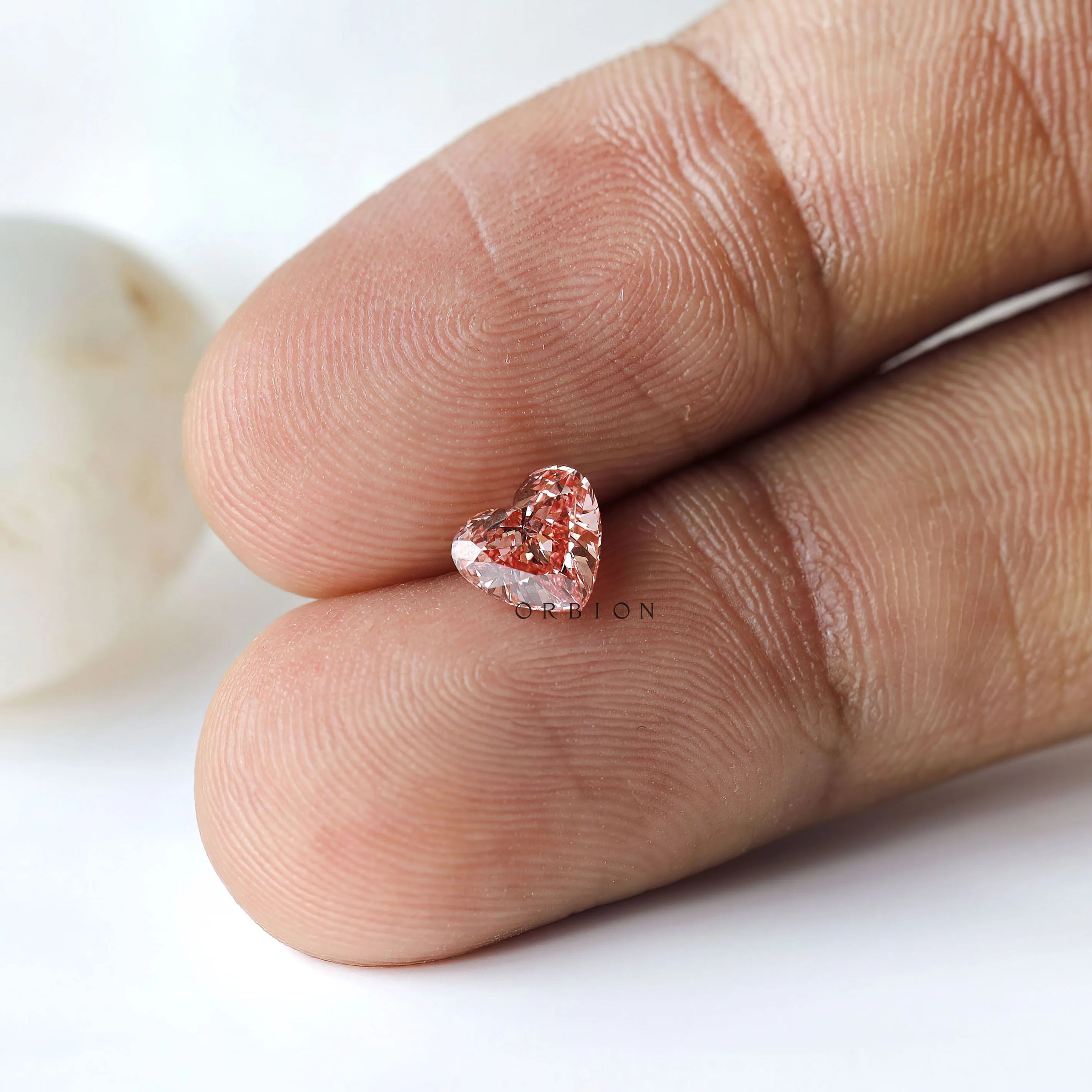 0.86 ct Loose heart shaped lab diamond in vivid pink tone