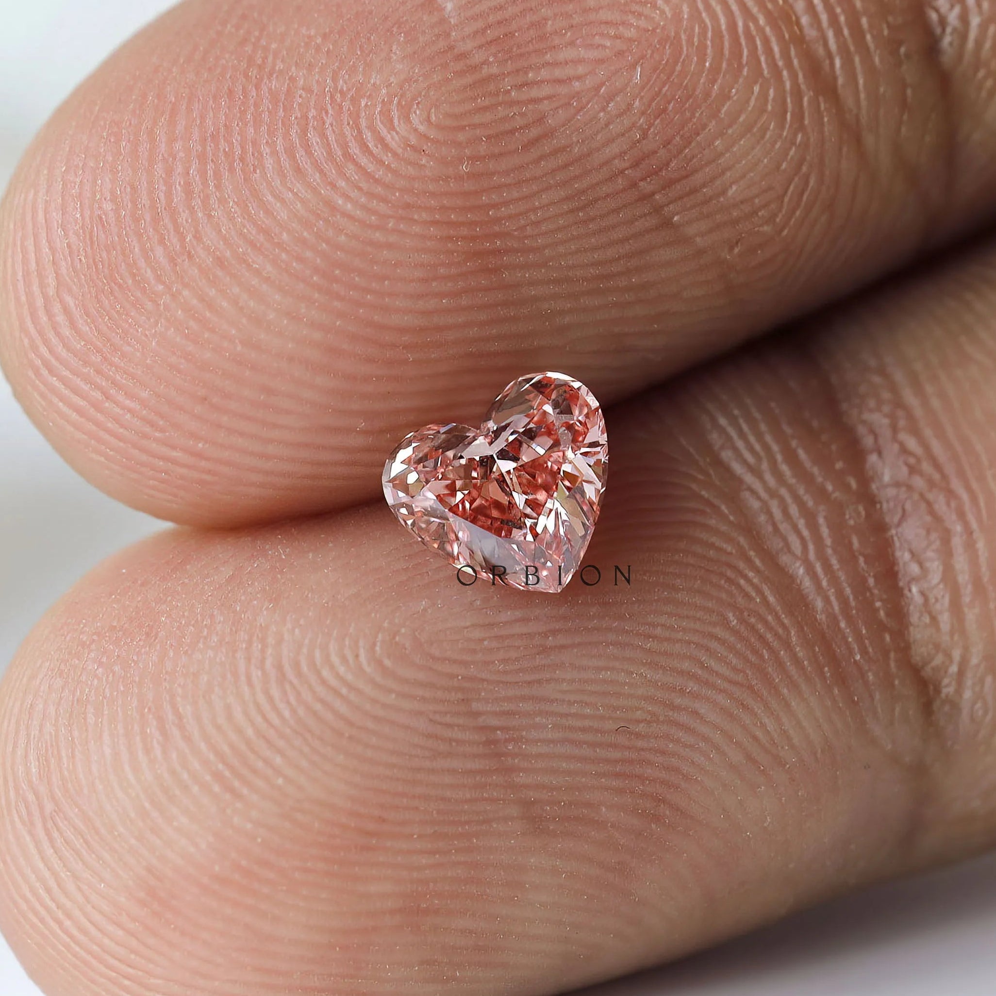 0.86 ct Vivid pink lab diamond with classic heart shape
