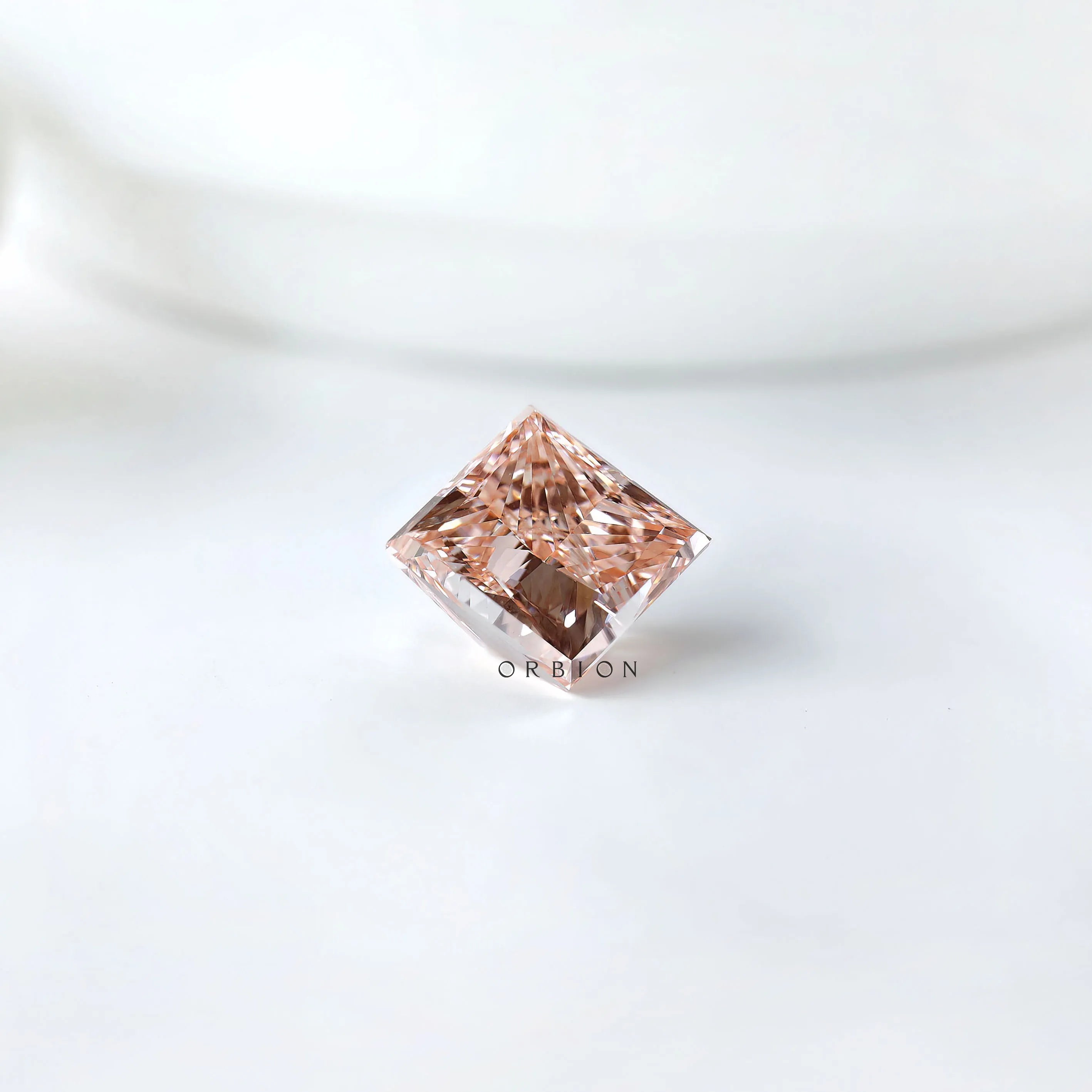 5 ct Loose princess cut lab diamond in deep intense pink tone