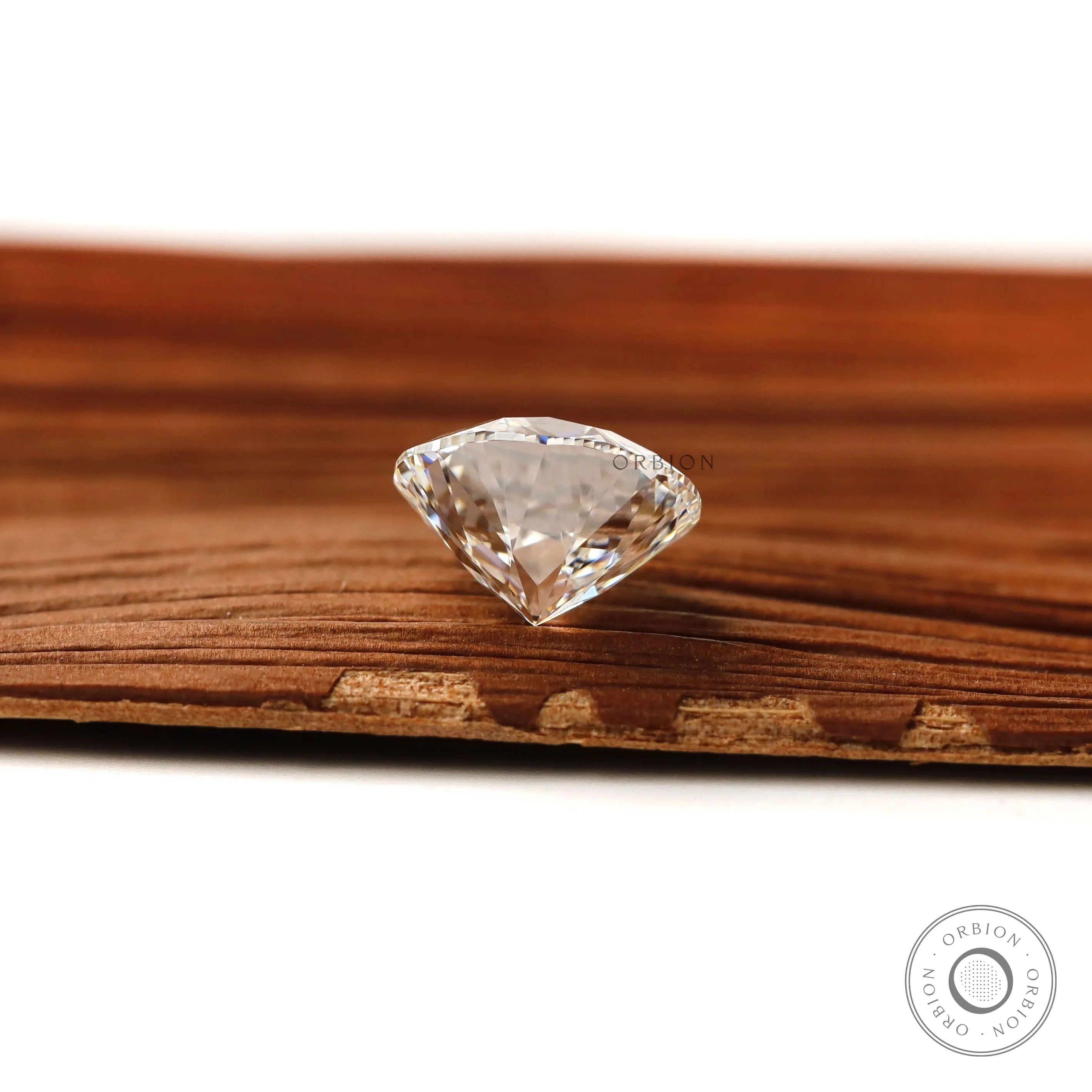 Round lab grown diamond with contemporary star cut brilliance