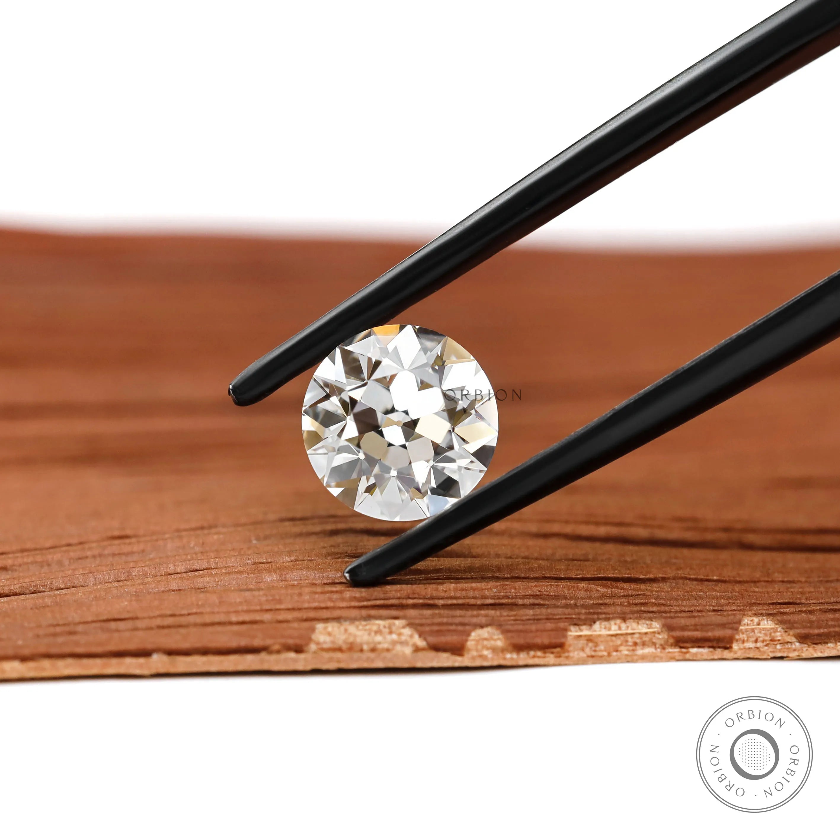 1.50 ct CVD lab grown diamond round shape with antique European faceting