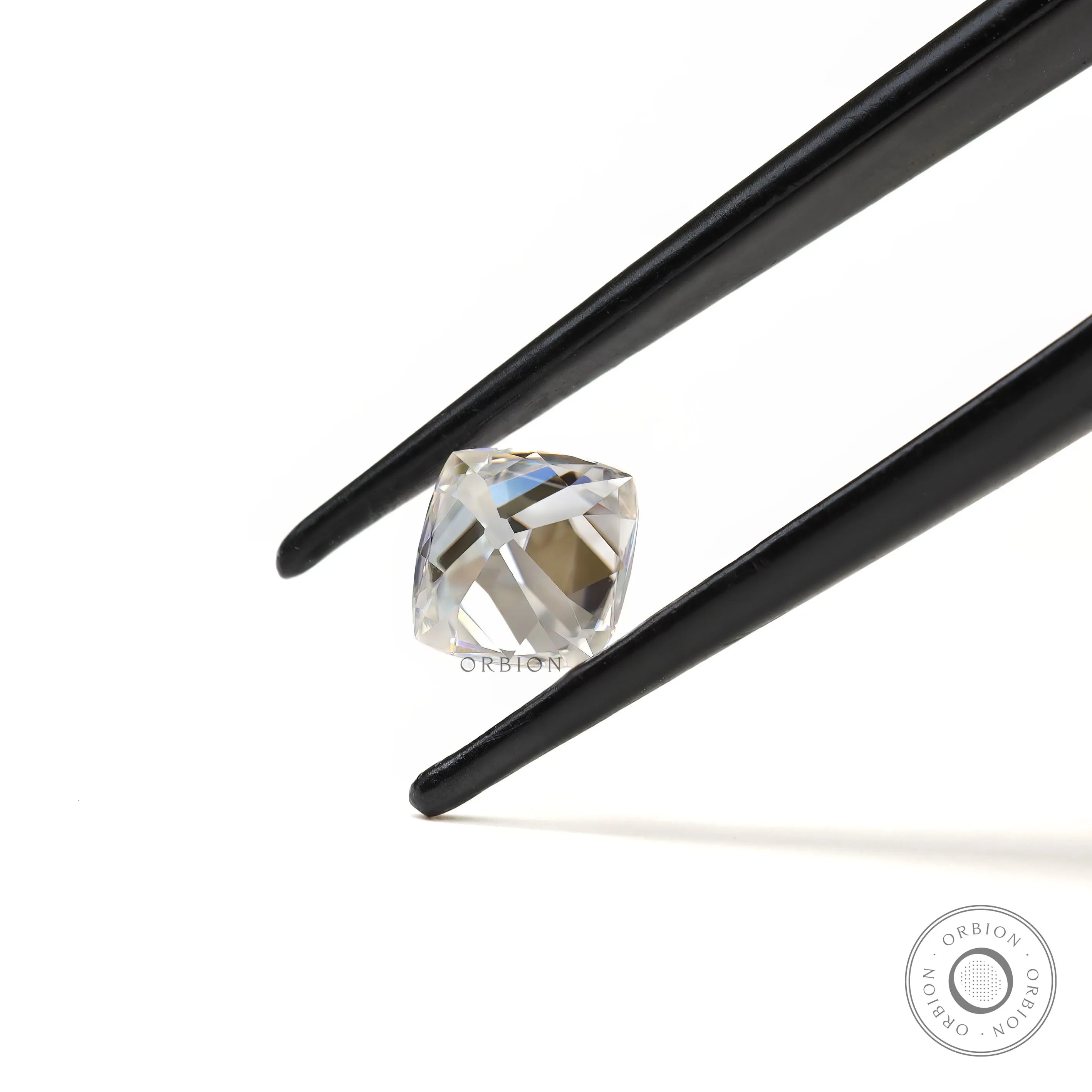 Peruzzi cut cushion moissanite side profile view