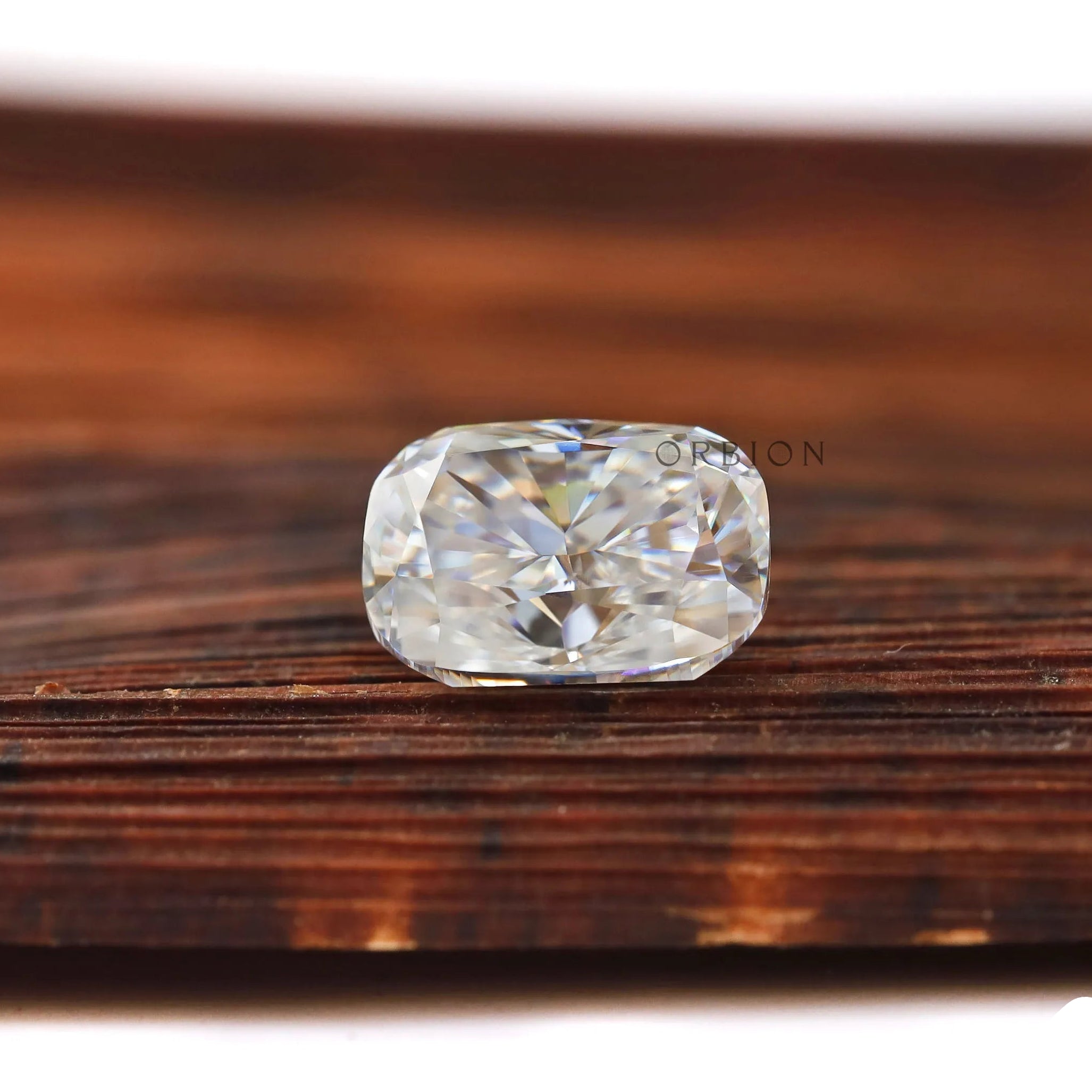 elongated cushion moissanite side profile brilliance detail