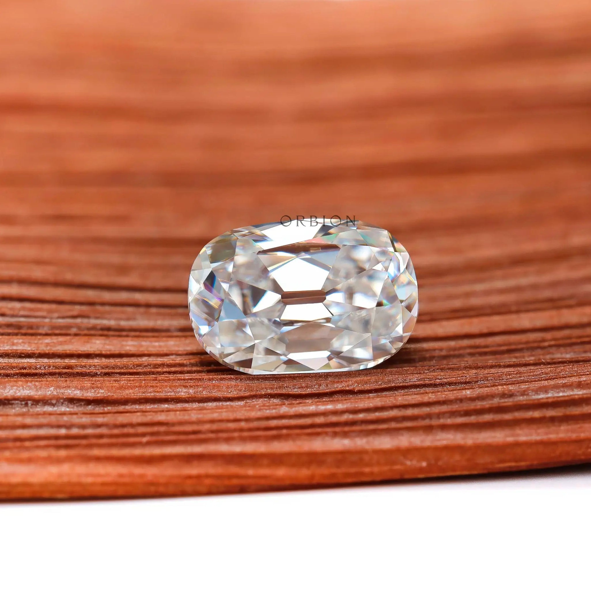 2.5 ct loose cushion moissanite stone