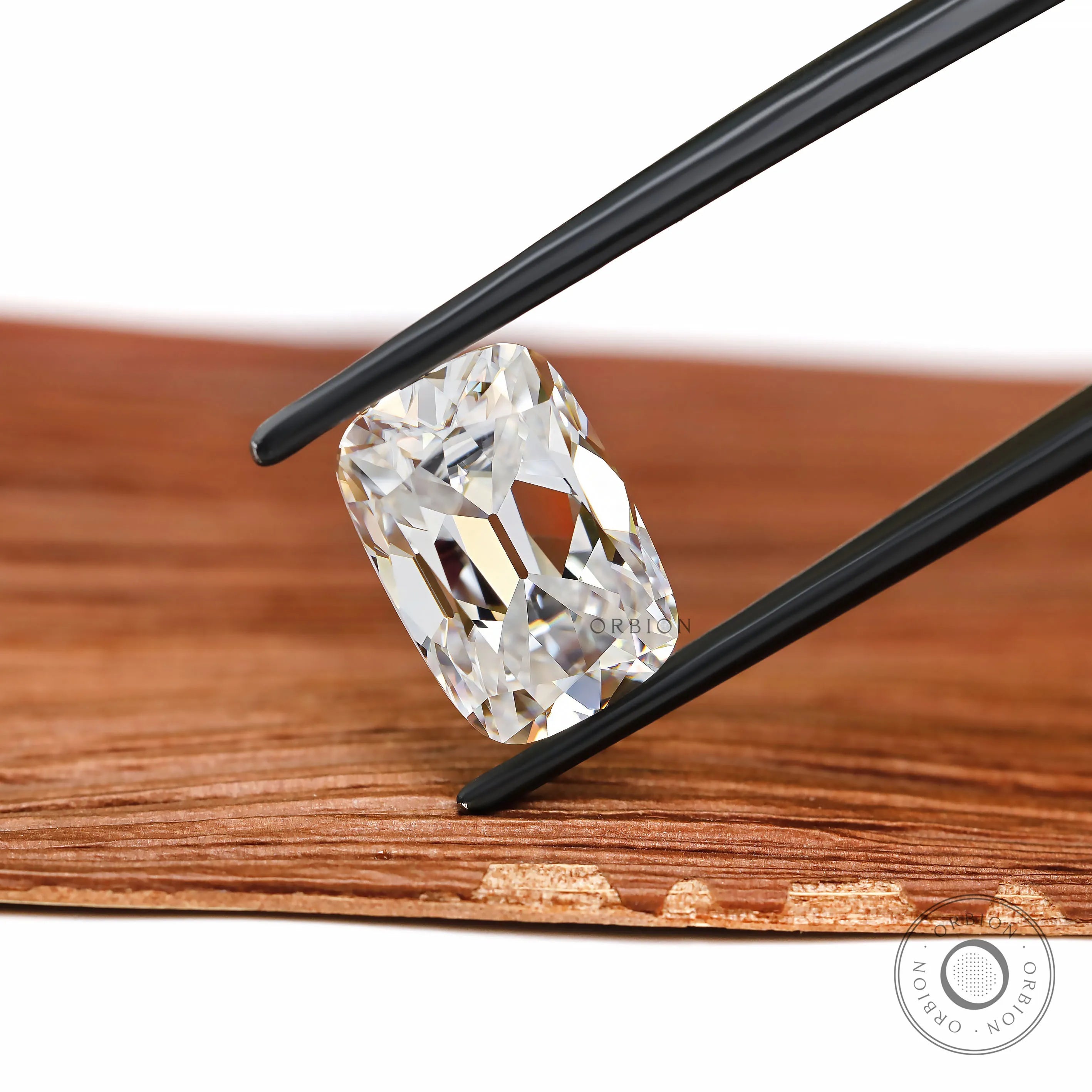 Colorless elongated cushion moissanite 4.30 ct antique omc loose gemstone