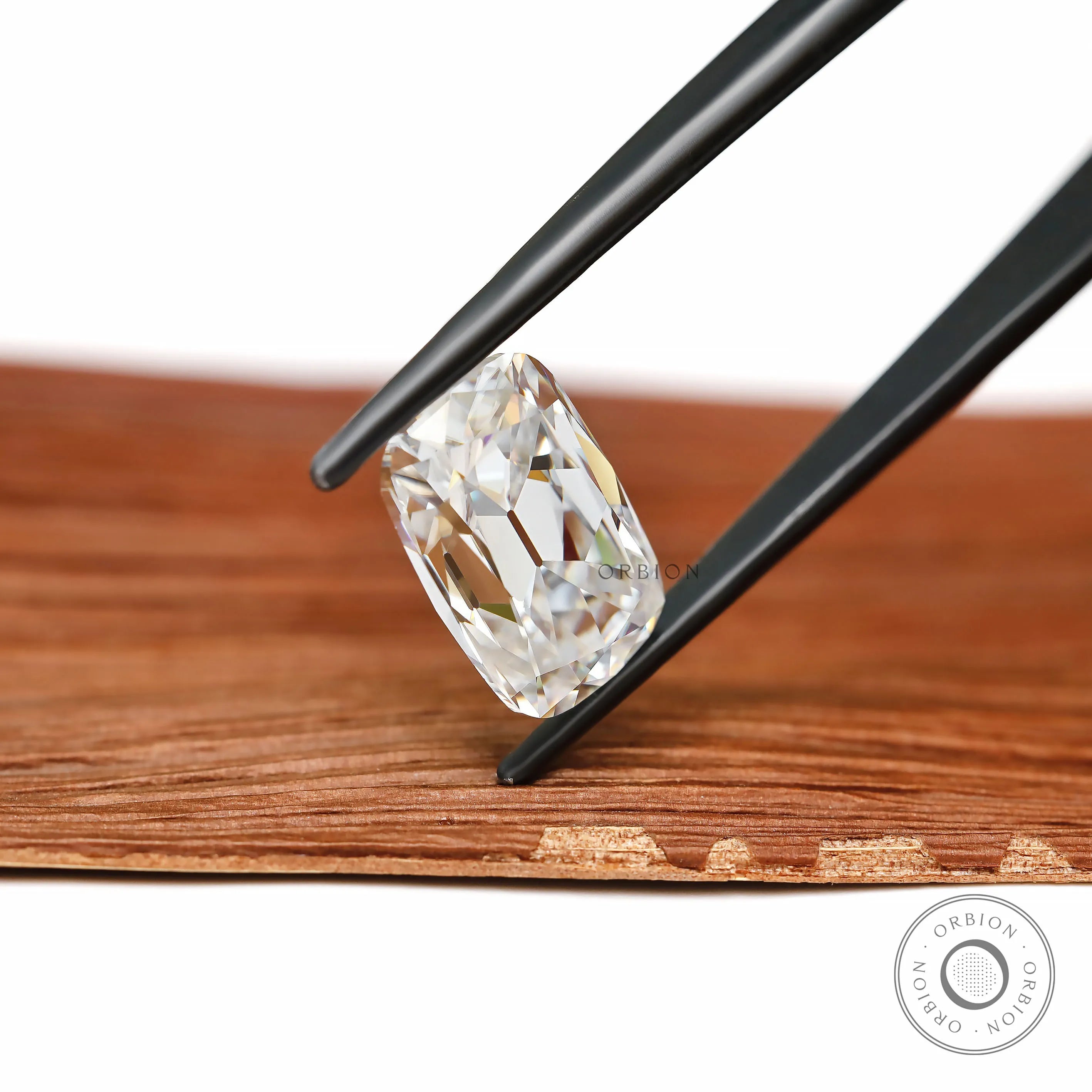 4.30 ct Antique elongated cushion moissanite with bar culet brilliance