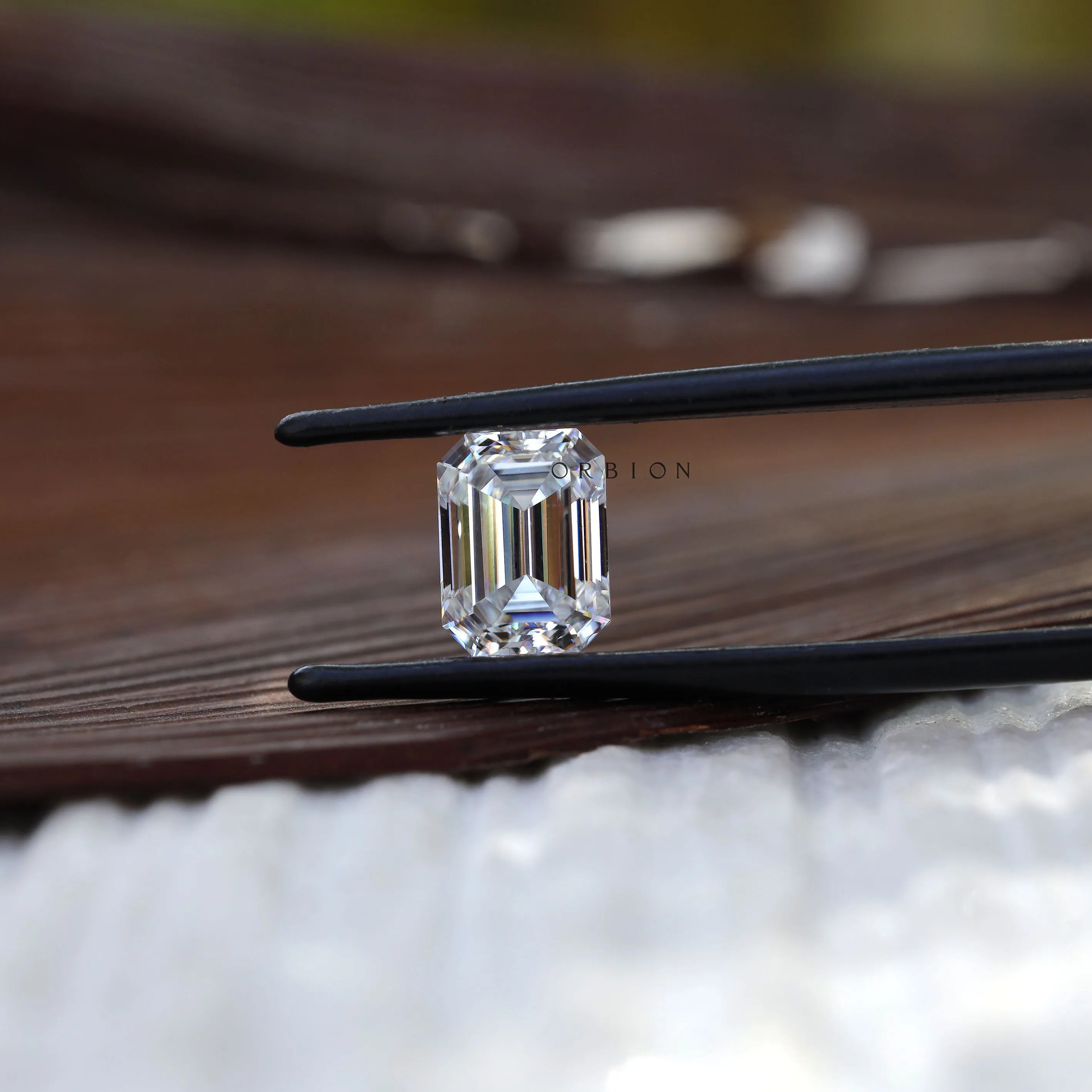 Colorless emerald cut moissanite loose gemstone for engagement ring