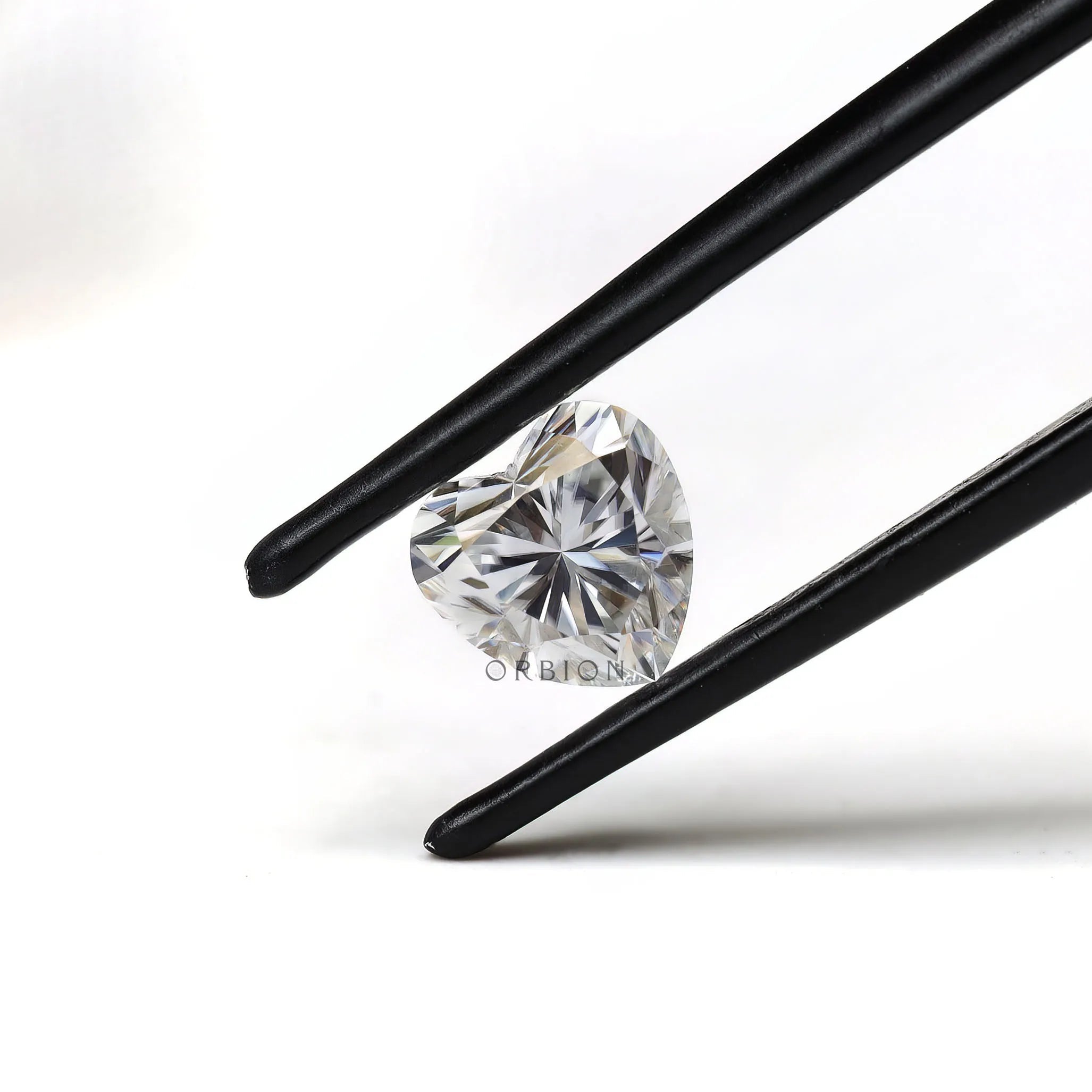 Brilliant cut heart moissanite 1 ct loose stone for custom jewelry