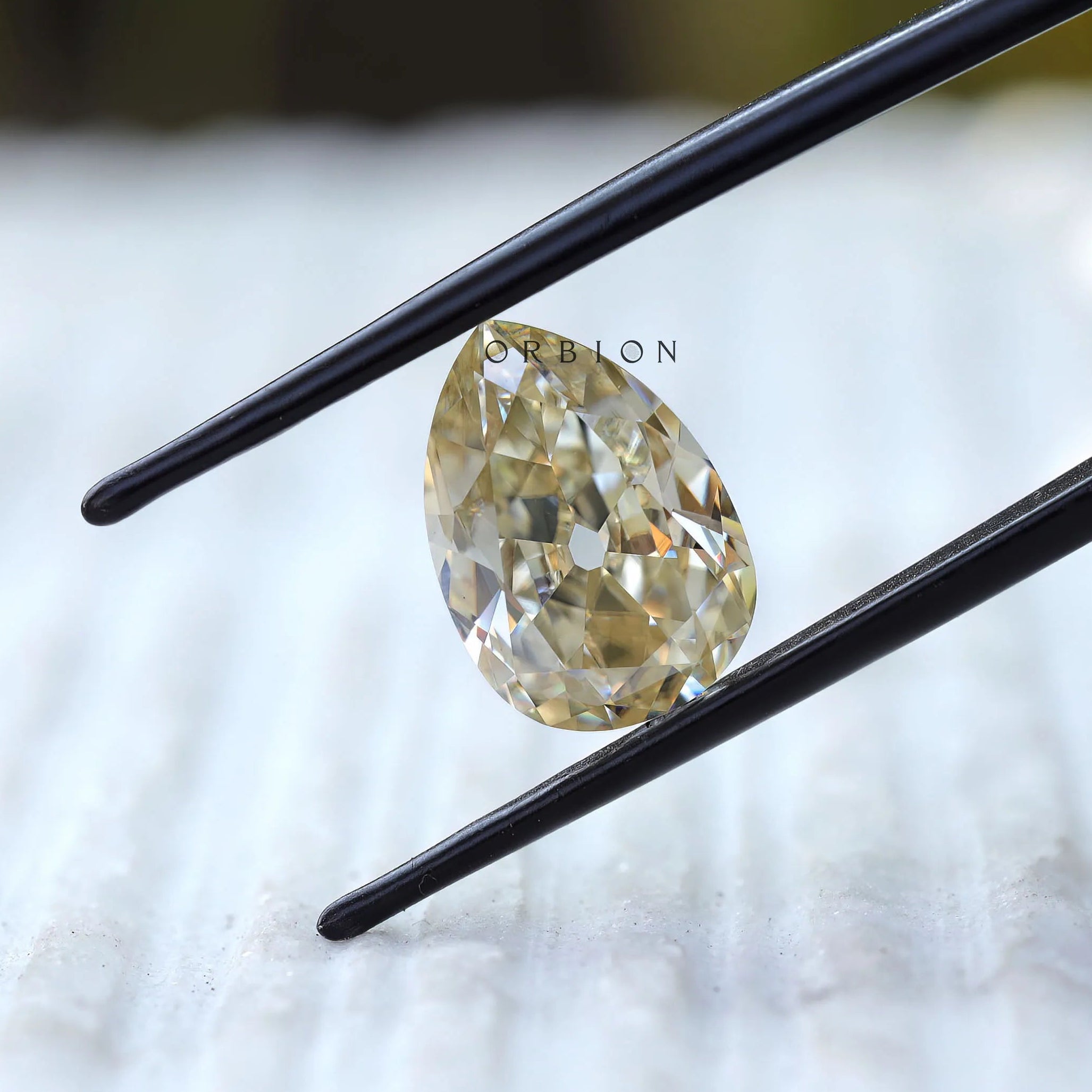 Antique style 4.20 CT off white pear moissanite old mine cut loose gem