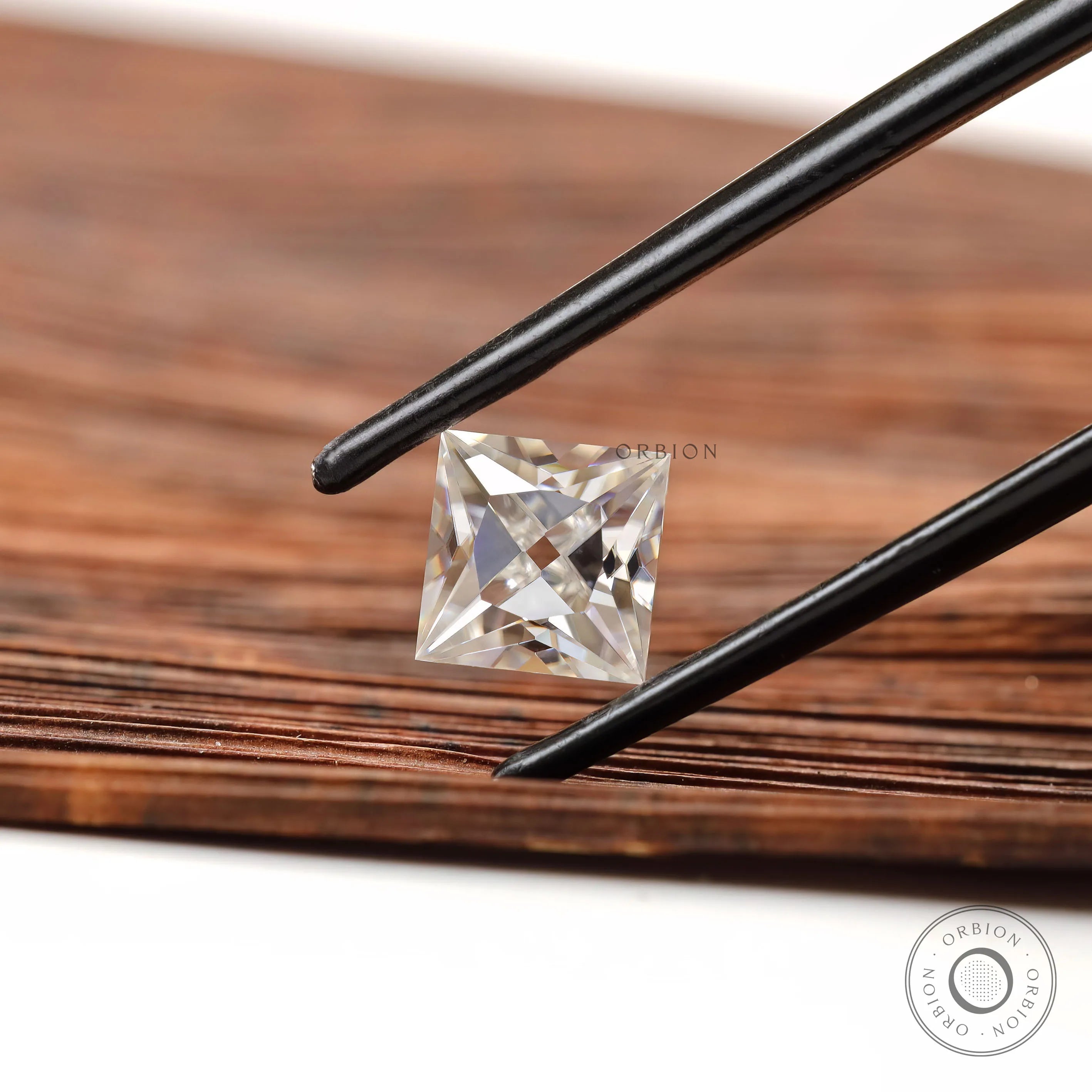 Princess cut moissanite colorless appearance