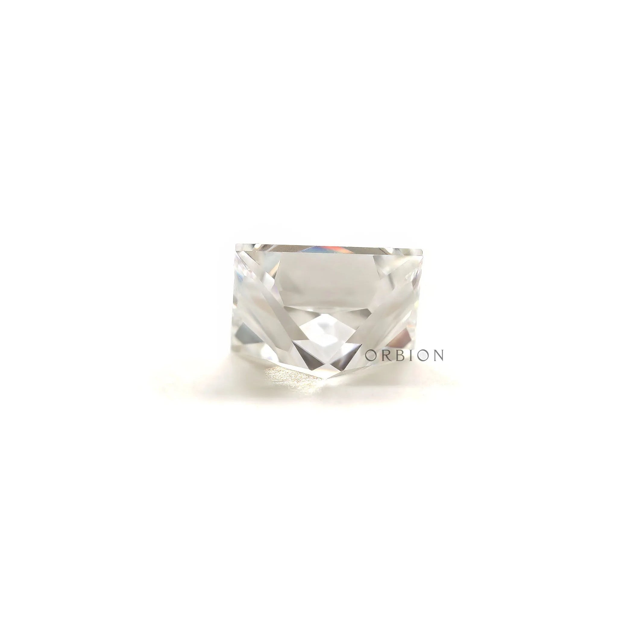 Side profile of square moissanite French cut loose gemstone