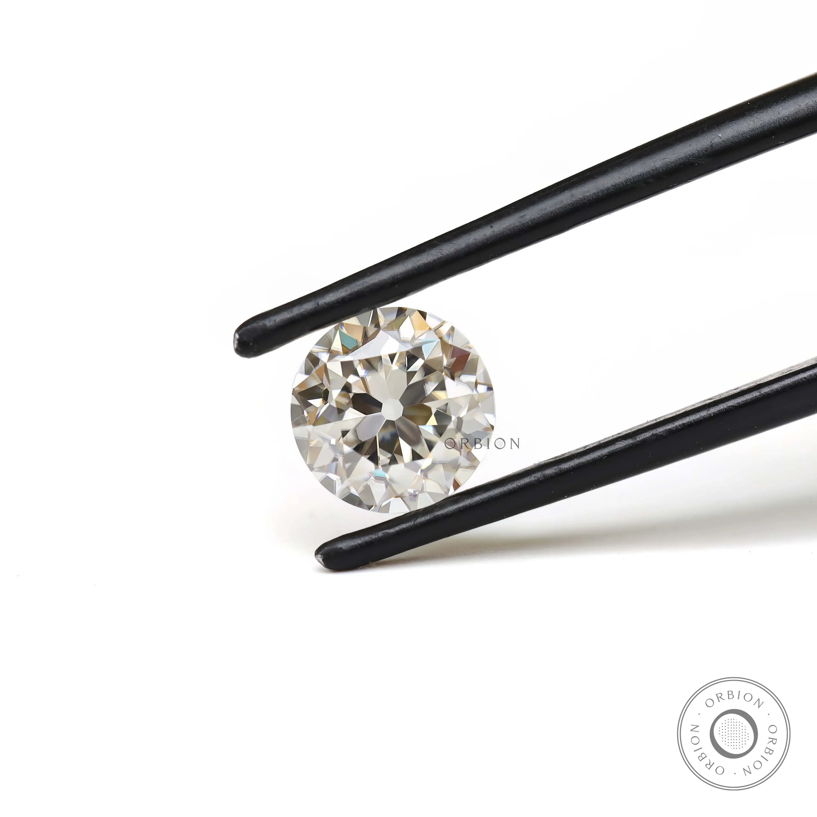 Off white round moissanite 1.40 ct vintage cut gemstone
