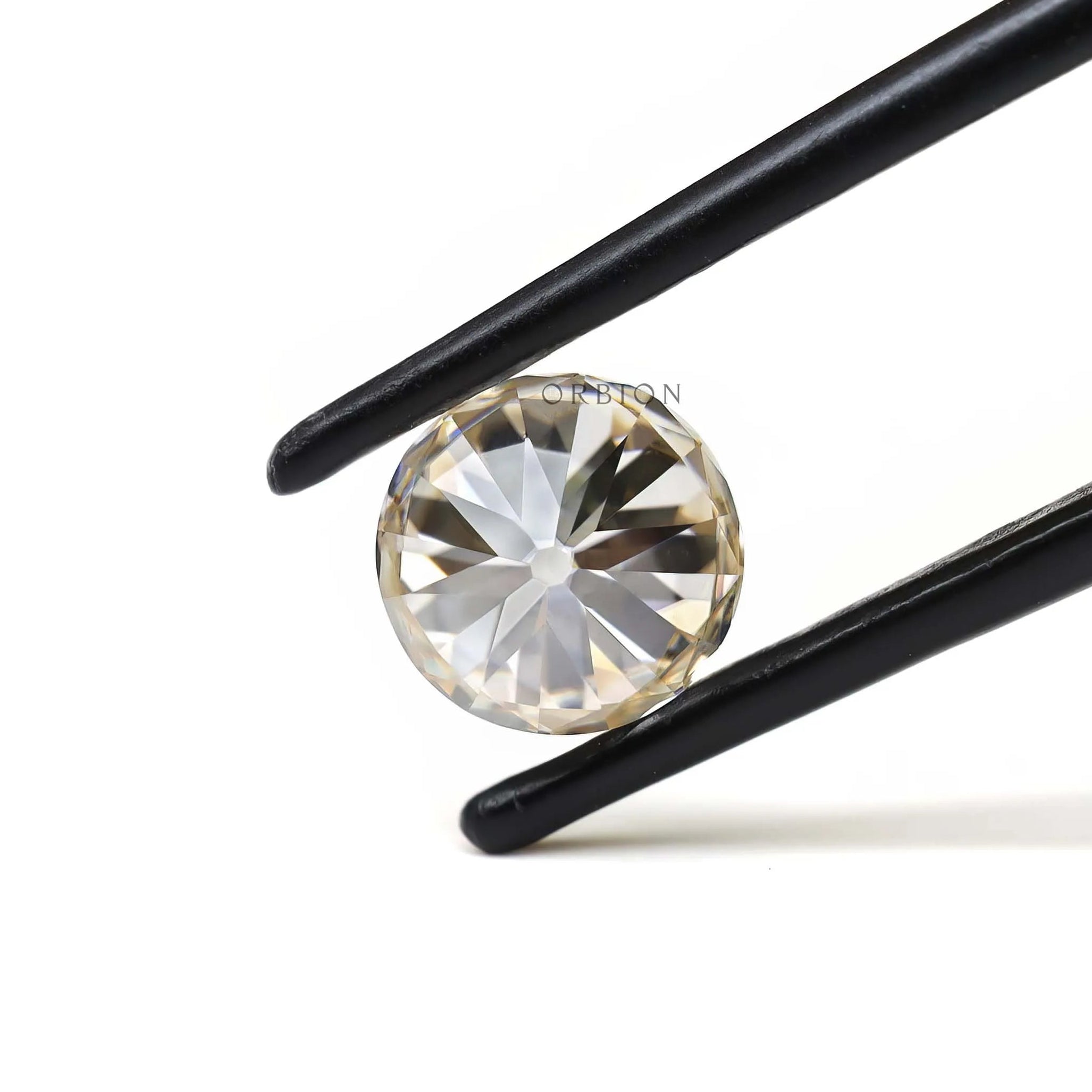 Custom jewelry off white moissanite 1.40 ct round old european cut