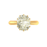 Top view cushion off-white solitaire in satin brushed yellow gold