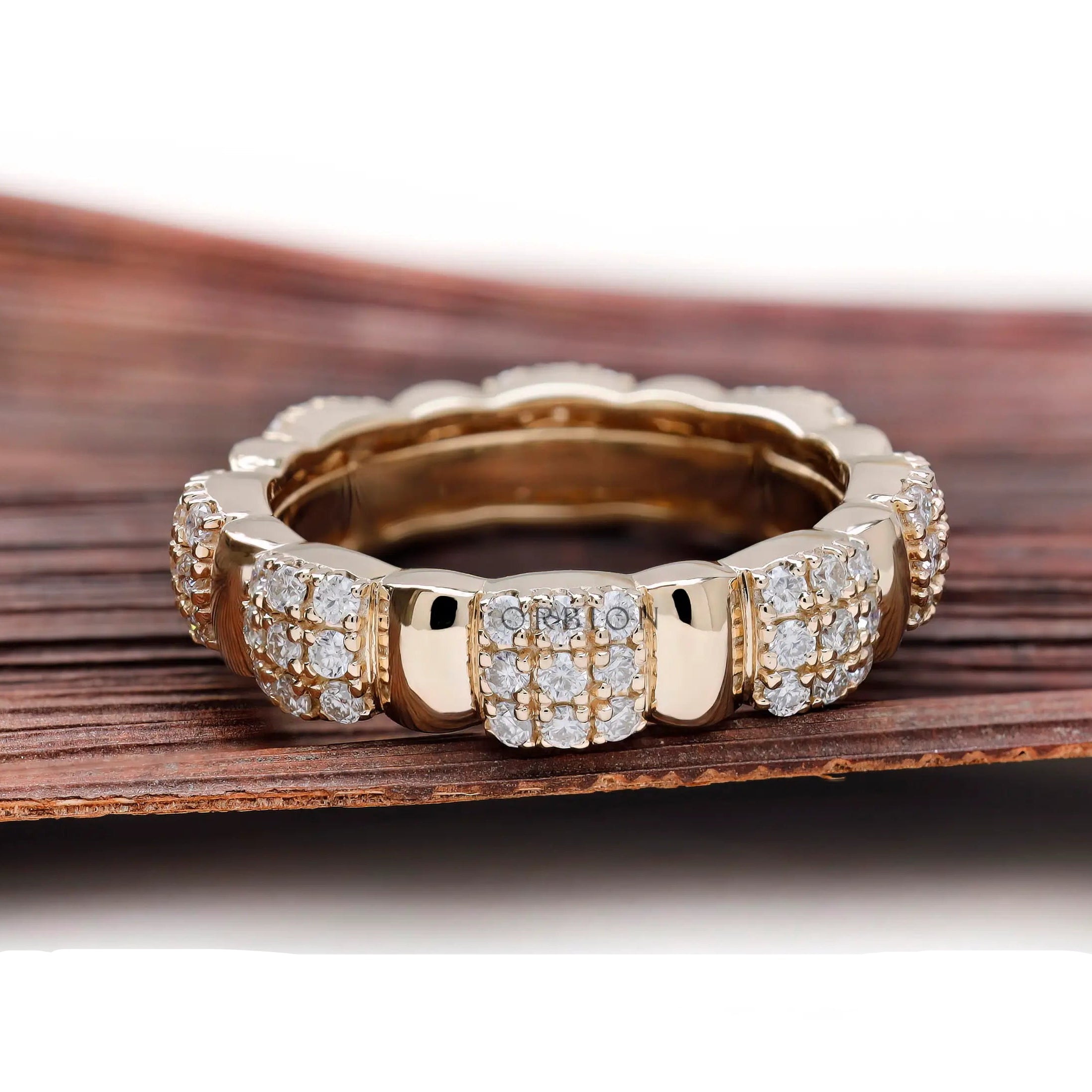 Close up of round lab diamond full eternity setting