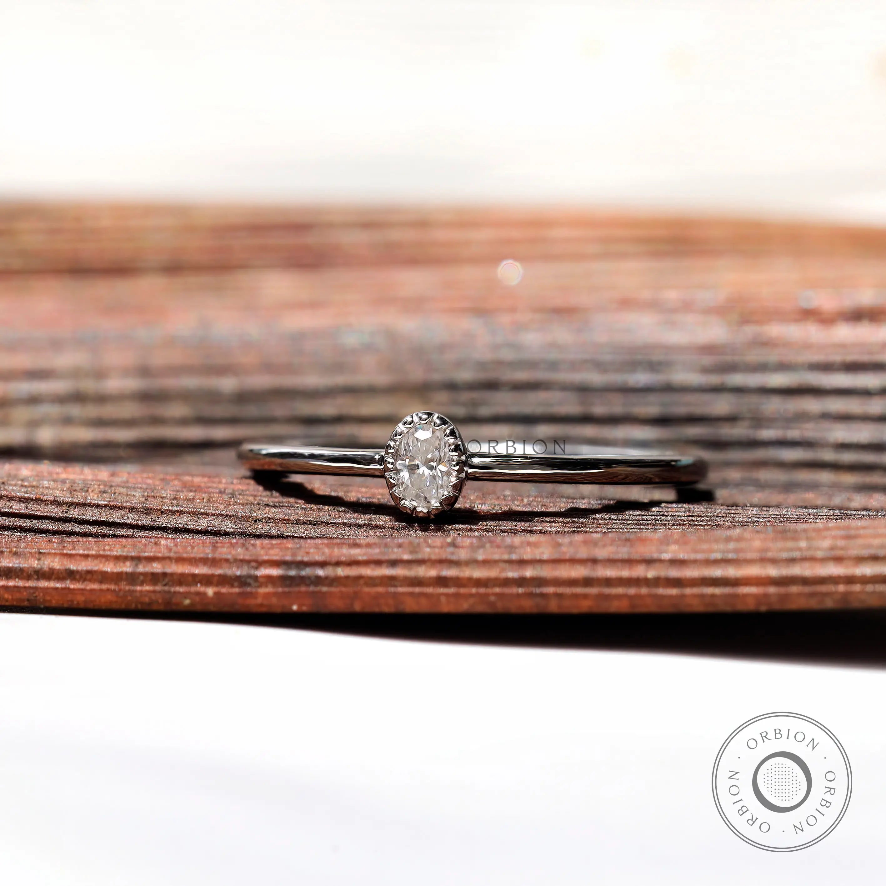 Oval dainty ring in 10K white gold minimal design top view