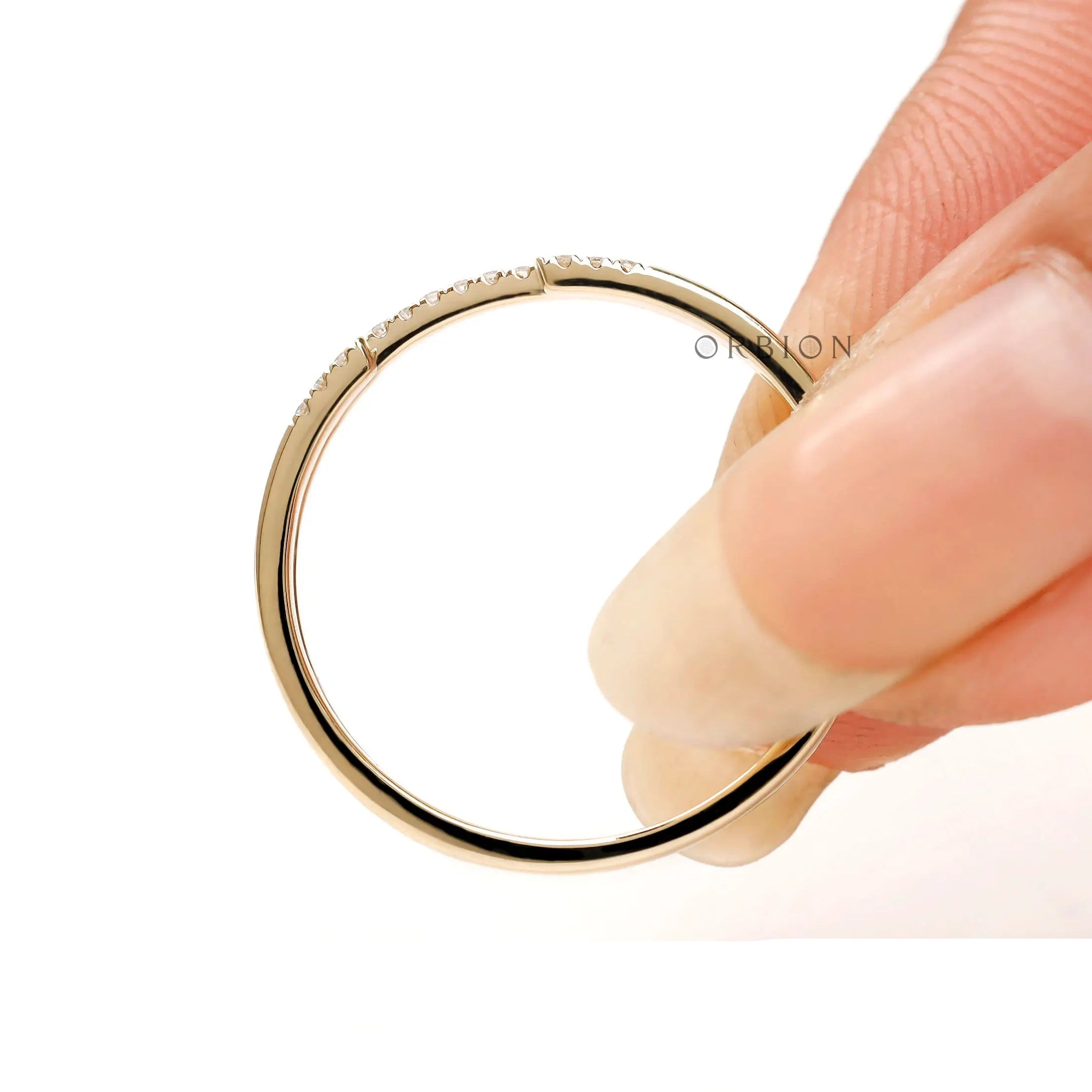 Inner side view of thin open cuff stacking band