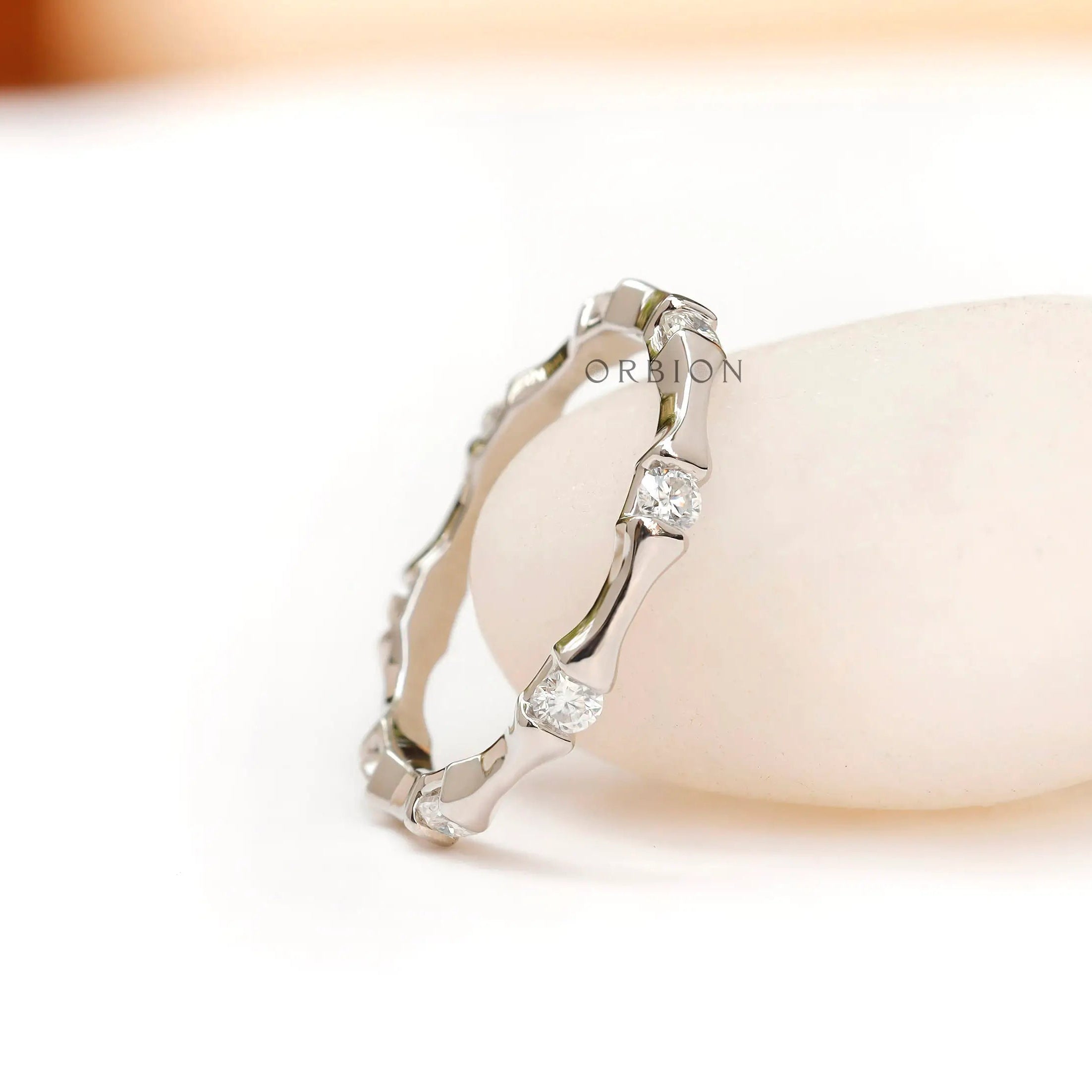 Bamboo inspired diamond layering band