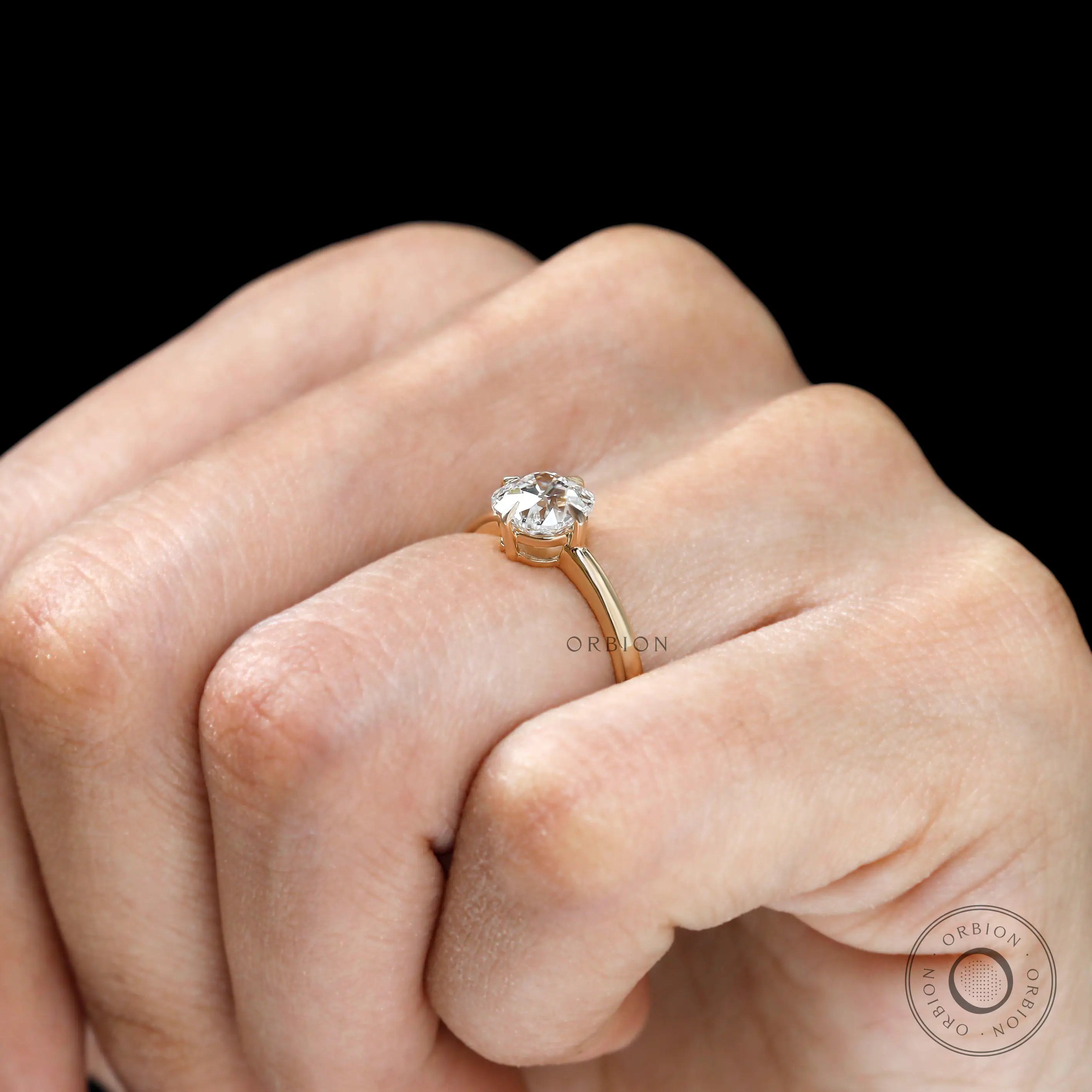 Fine jewelry cushion promise ring glossy finish