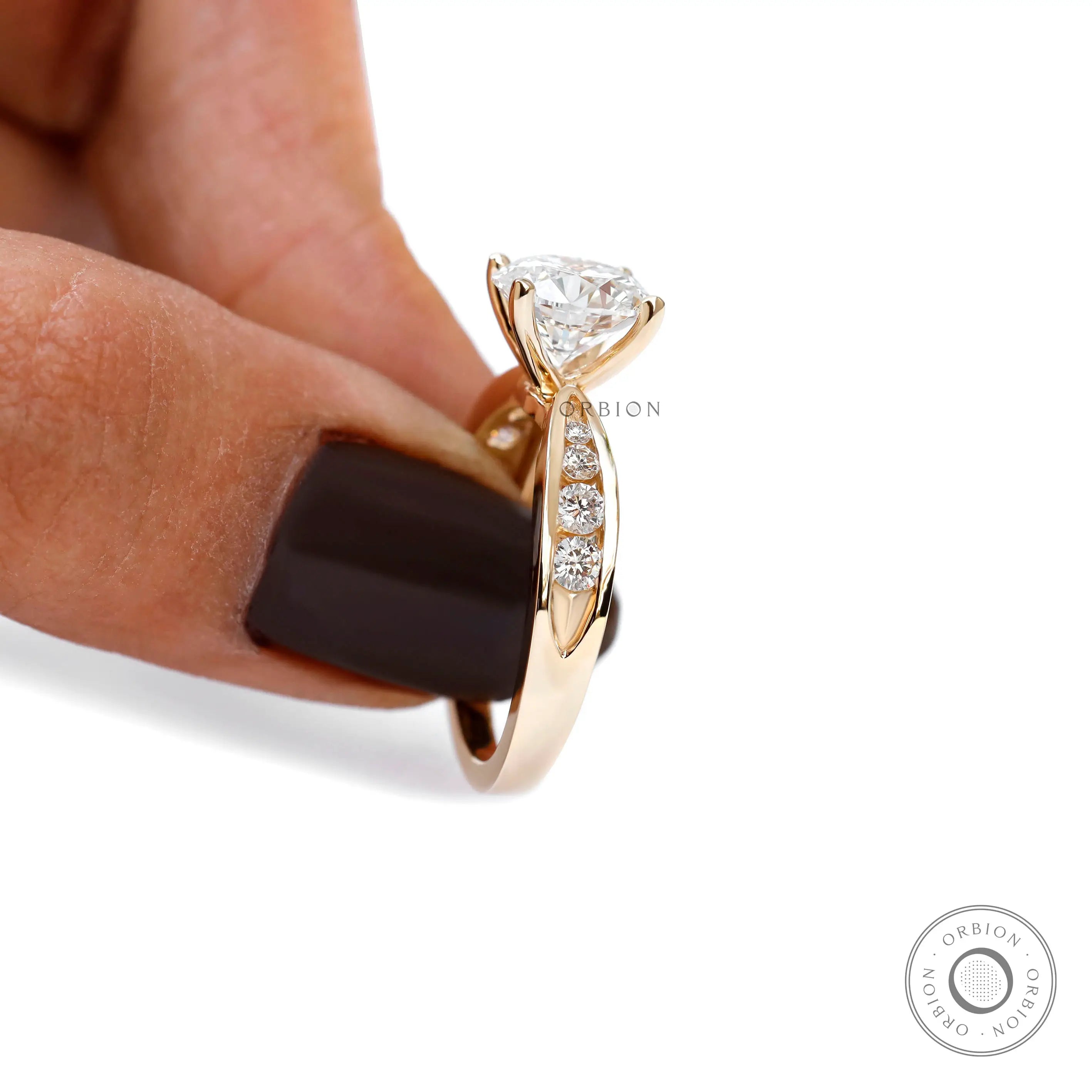 Elegant round lab diamond engagement ring 