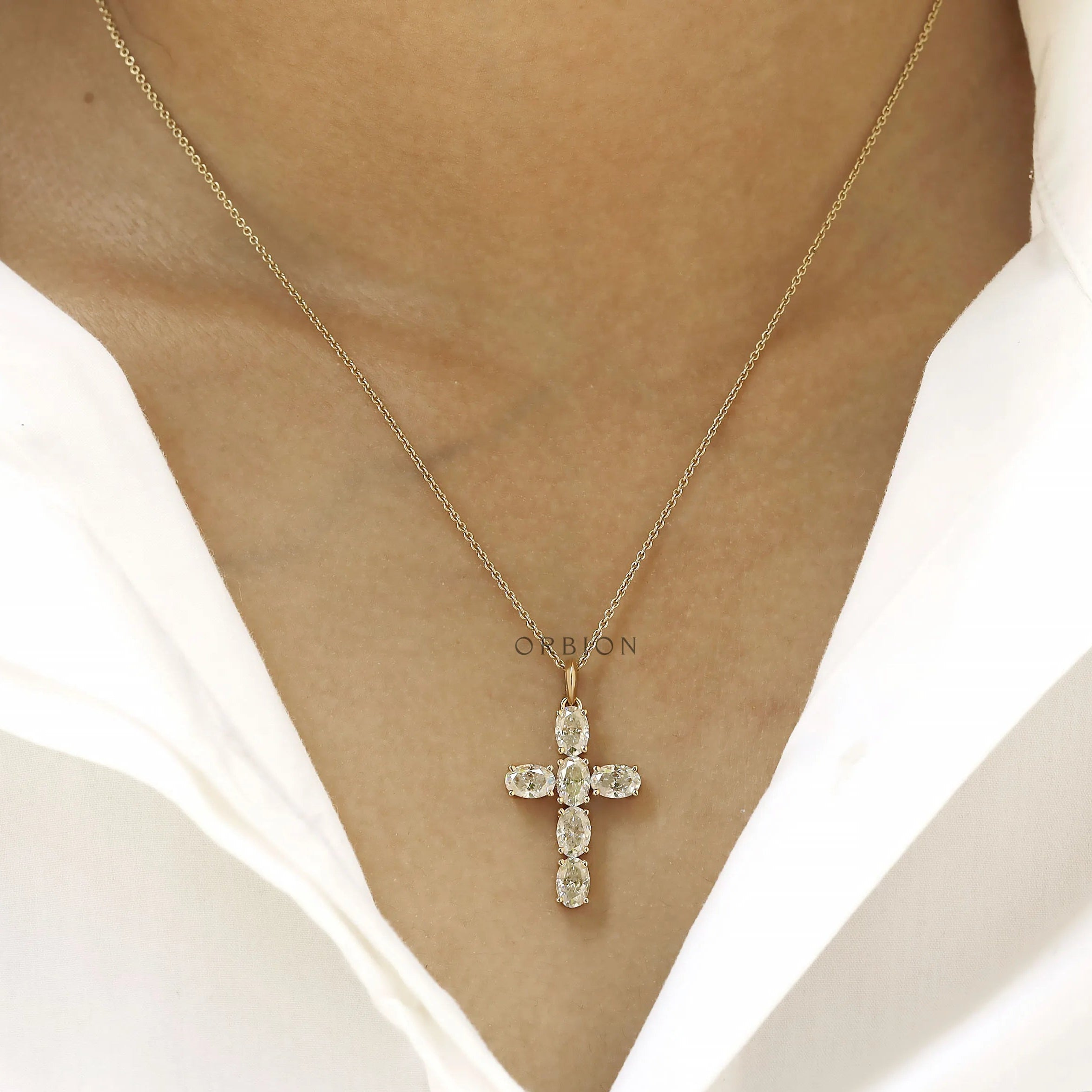 Timeless 14k Gold Holy Cross Pendant with Oval Lab-Created Moissanite Stones
