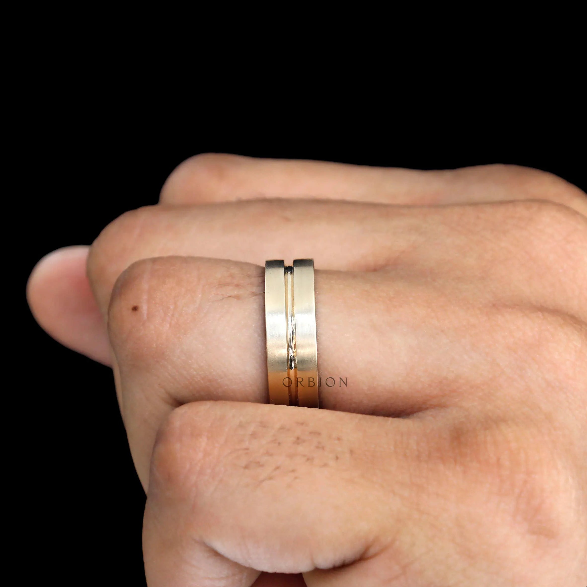 Minimalist mens gold wedding band ring