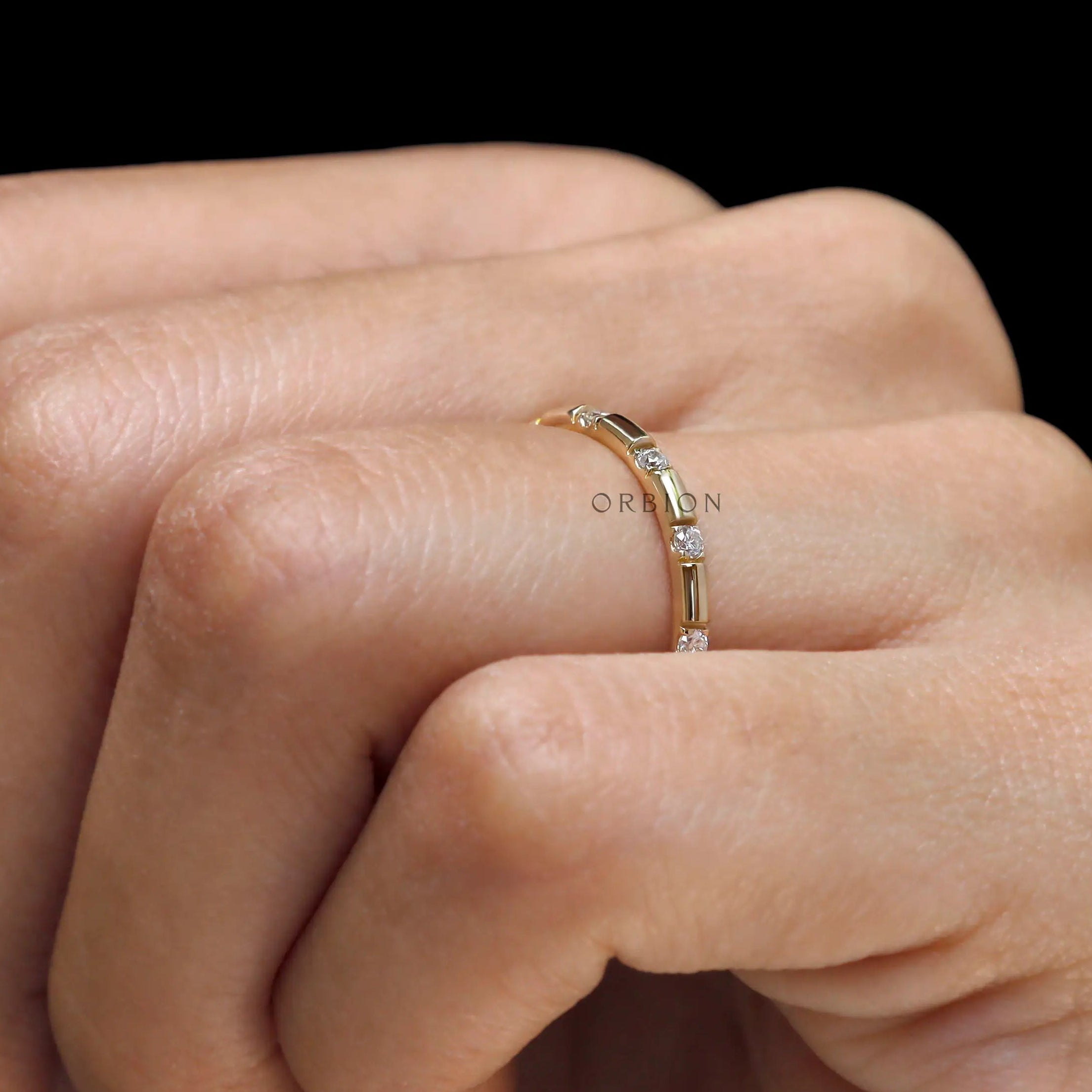 Dainty minimalist anniversary band in 14K yellow gold