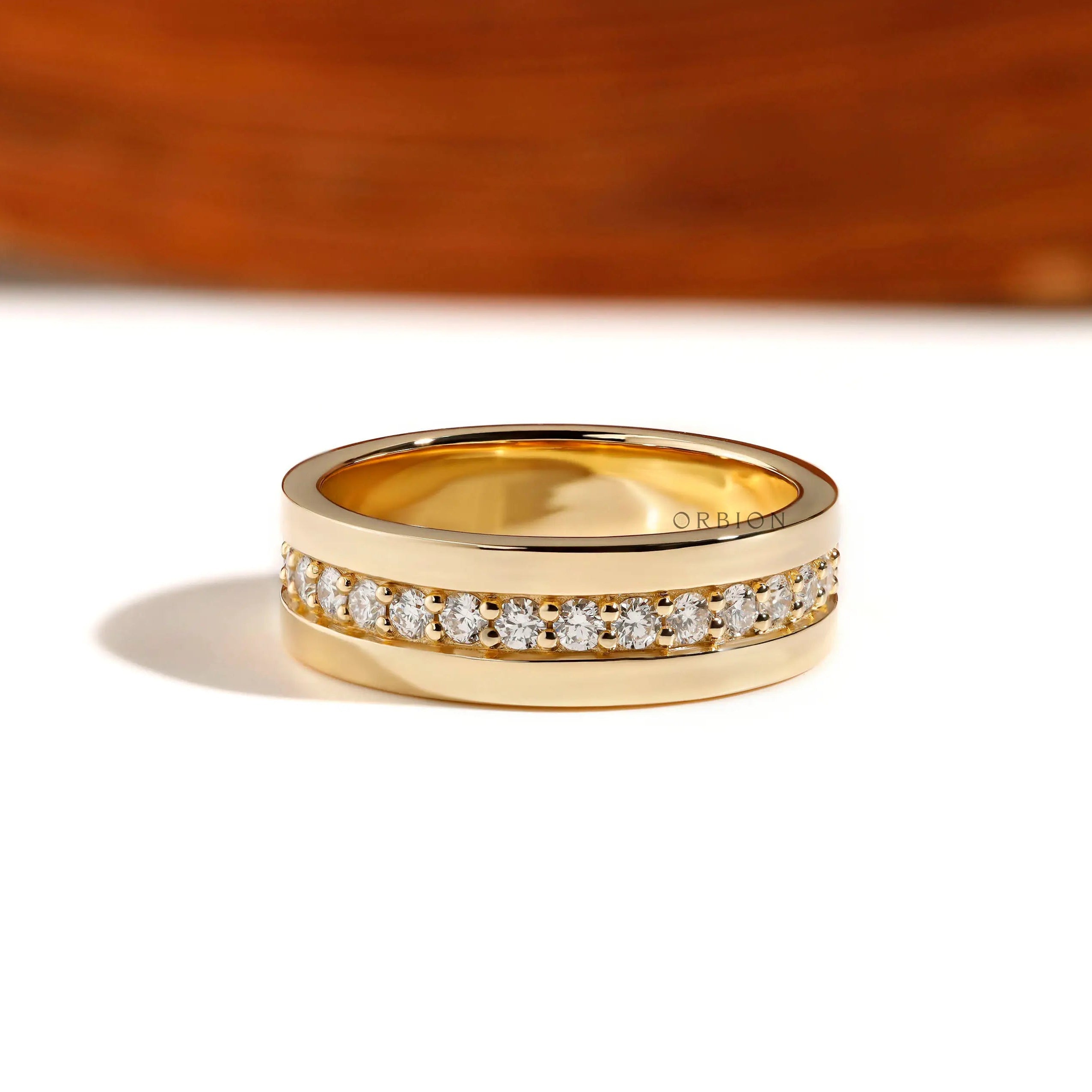 Single row lab diamond mens wedding ring glossy finish