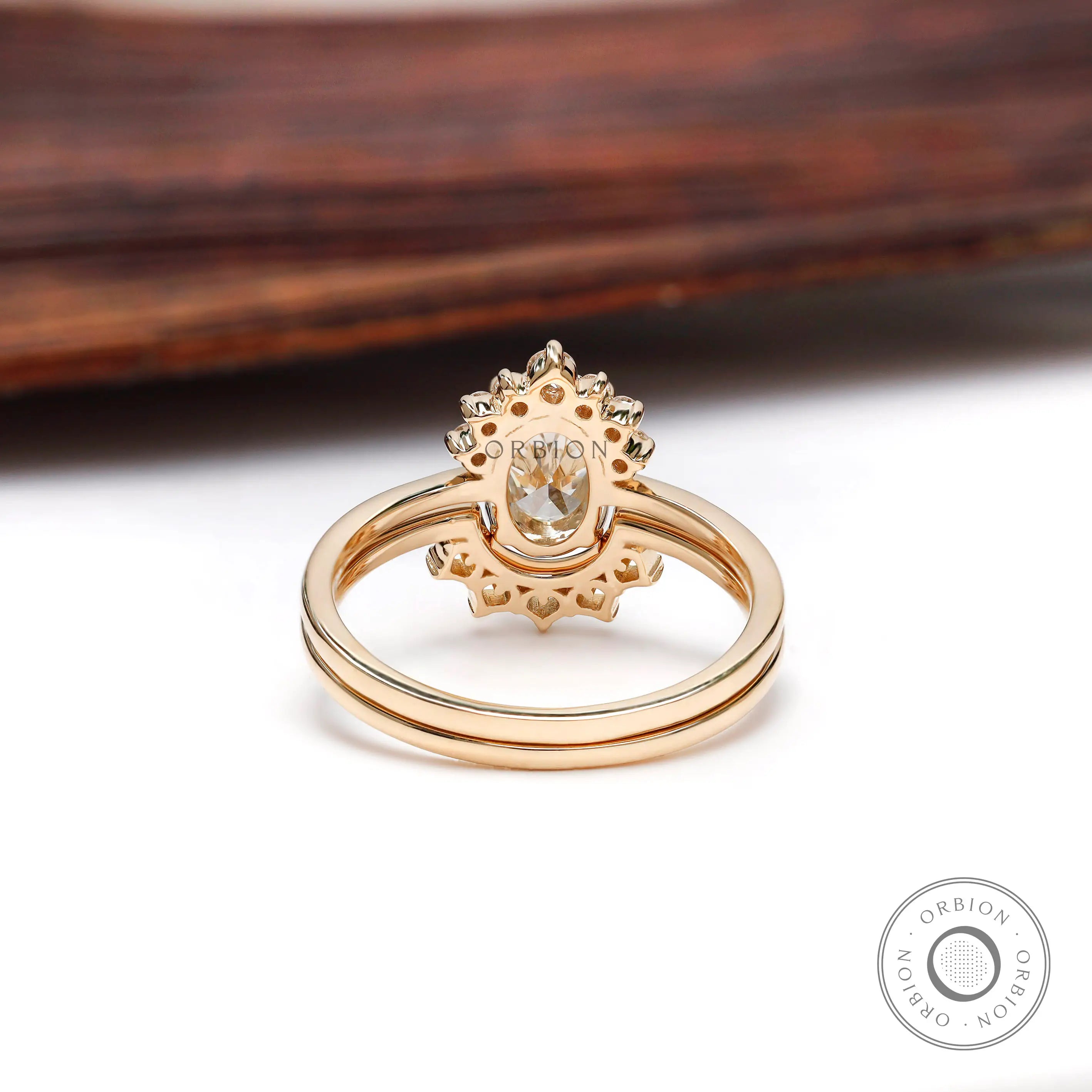 Detailed view of cluster halo setting in yellow gold