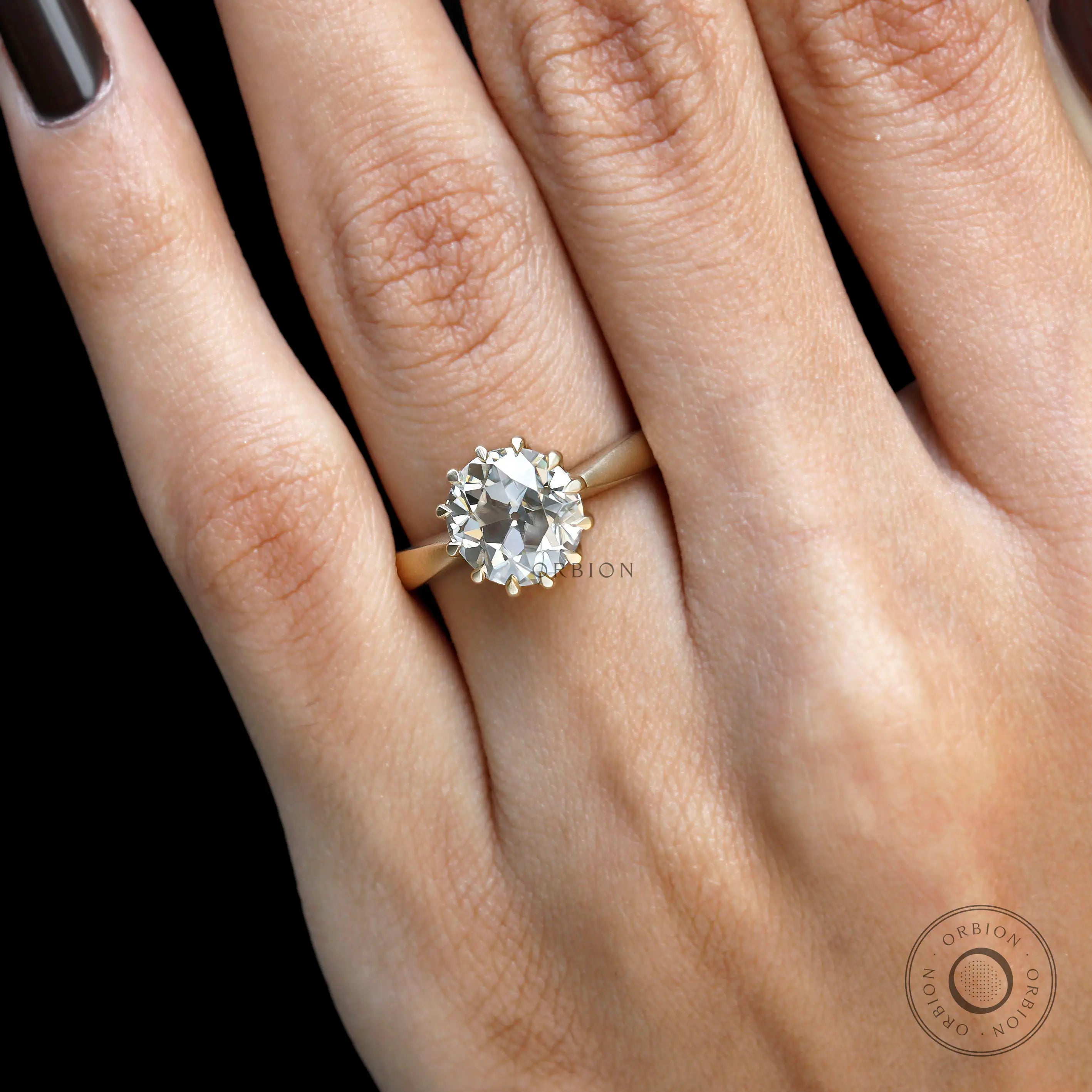 Elongated cushion solitaire ring worn on hand