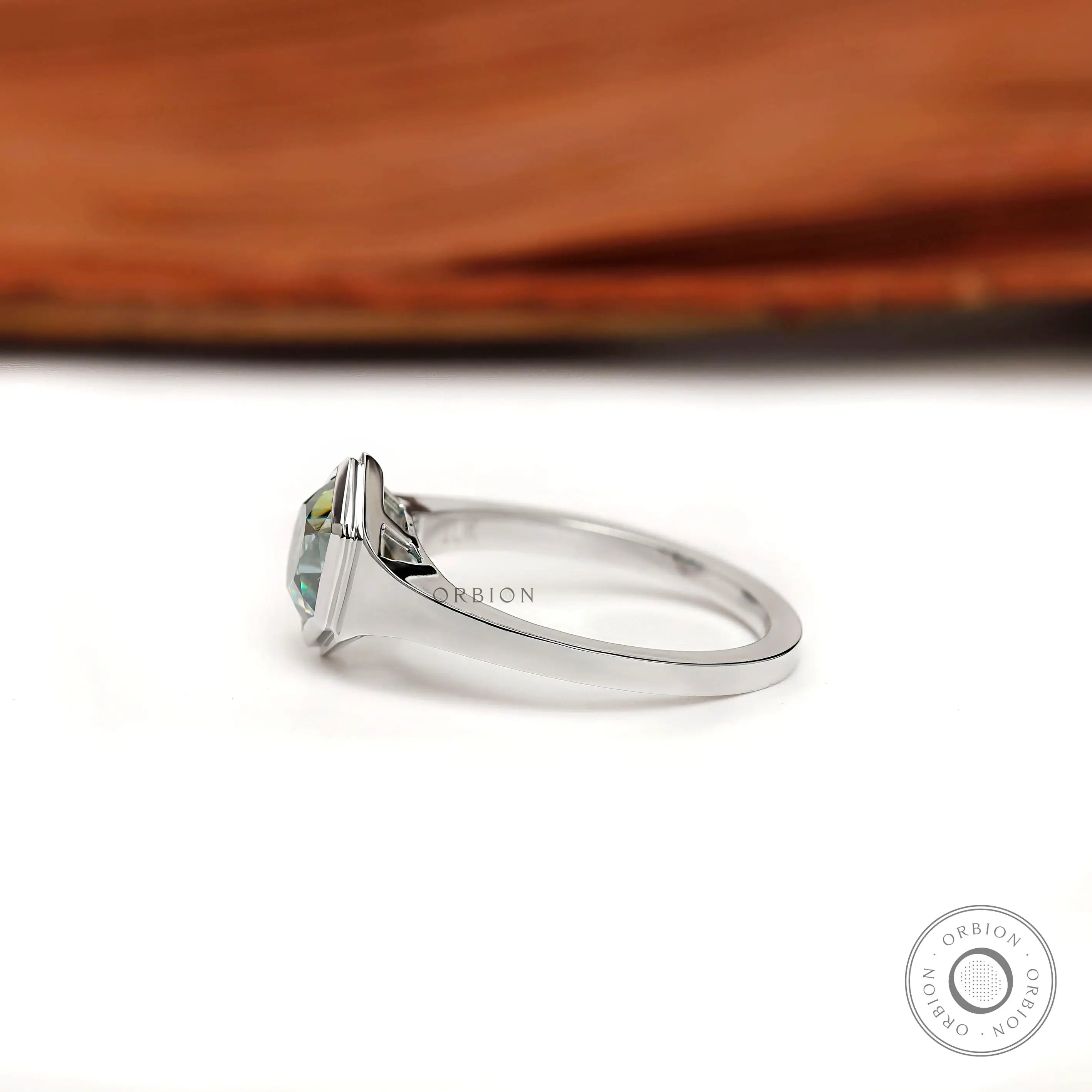 Side profile showing bezel style hexagon setting