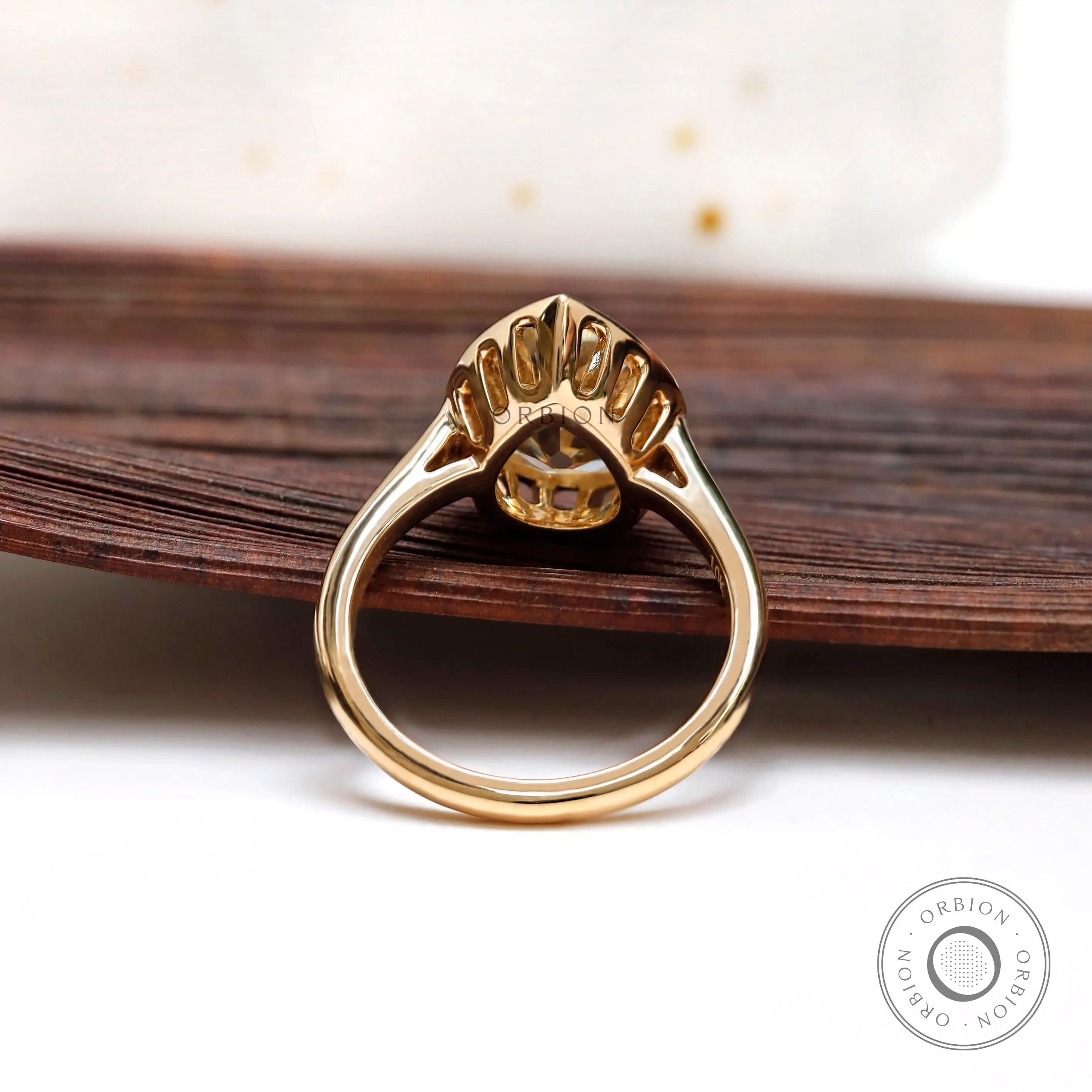 Back view of bezel setting with open gallery detail