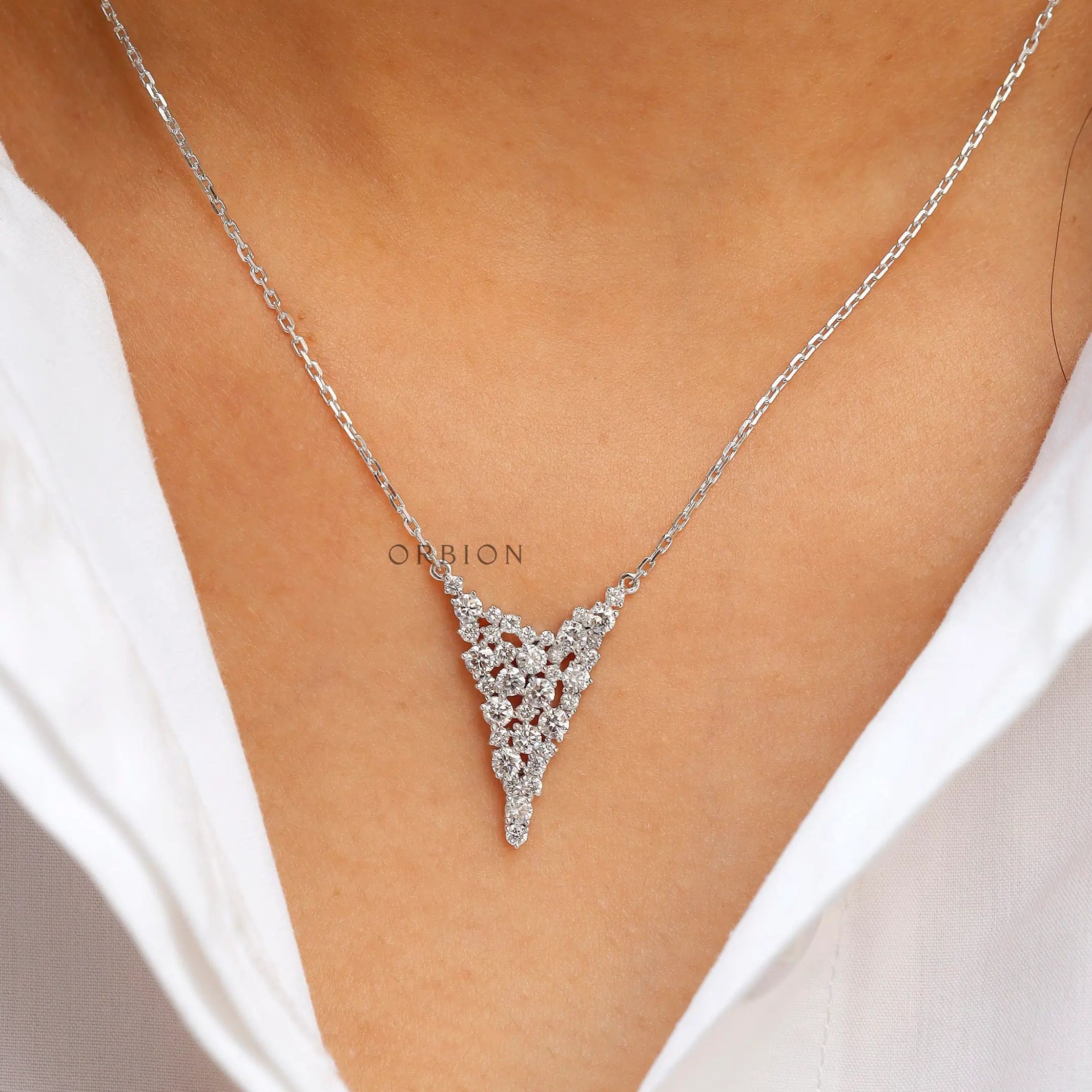 Sparkling round diamond cluster necklace contemporary style