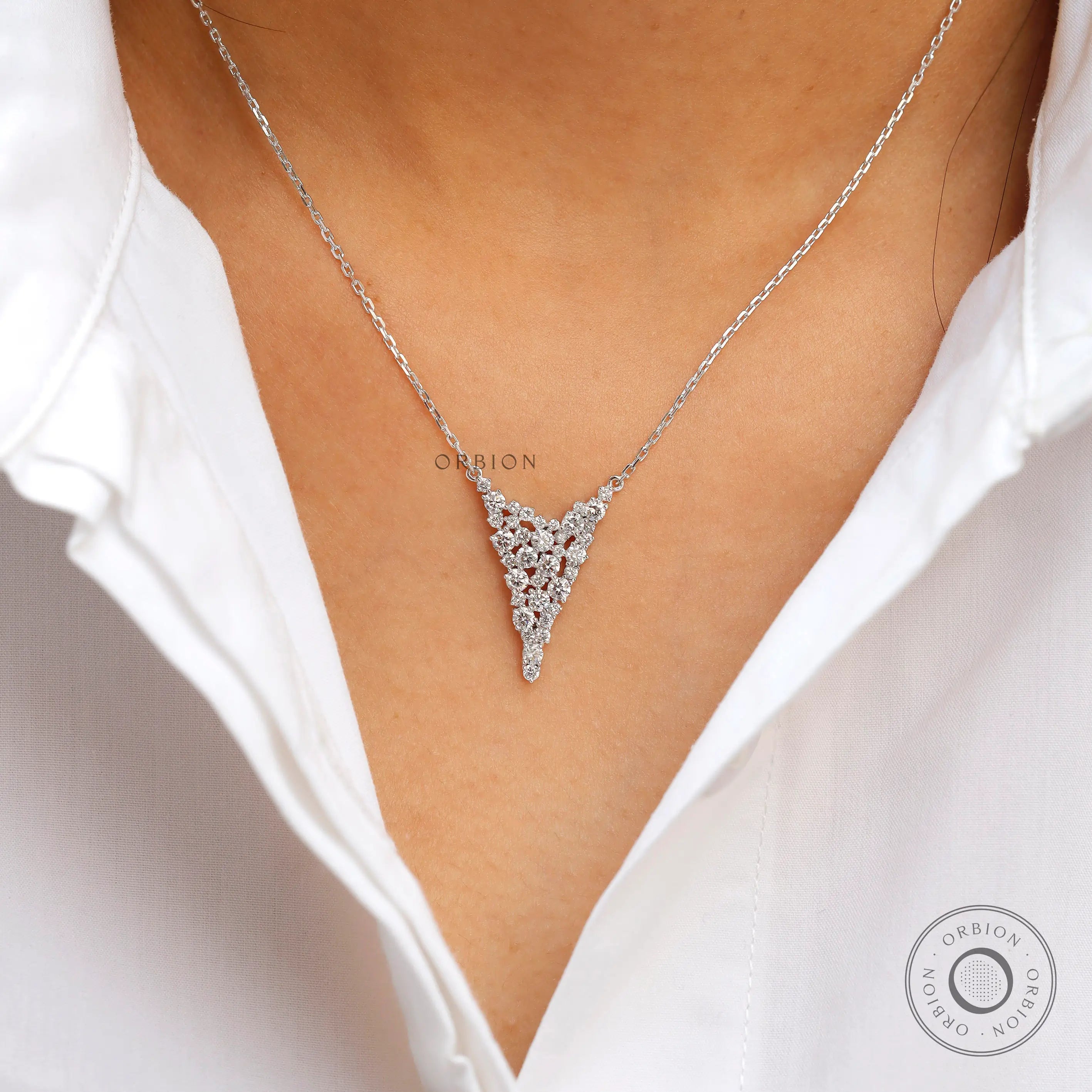 Sparkling round diamond cluster necklace contemporary style