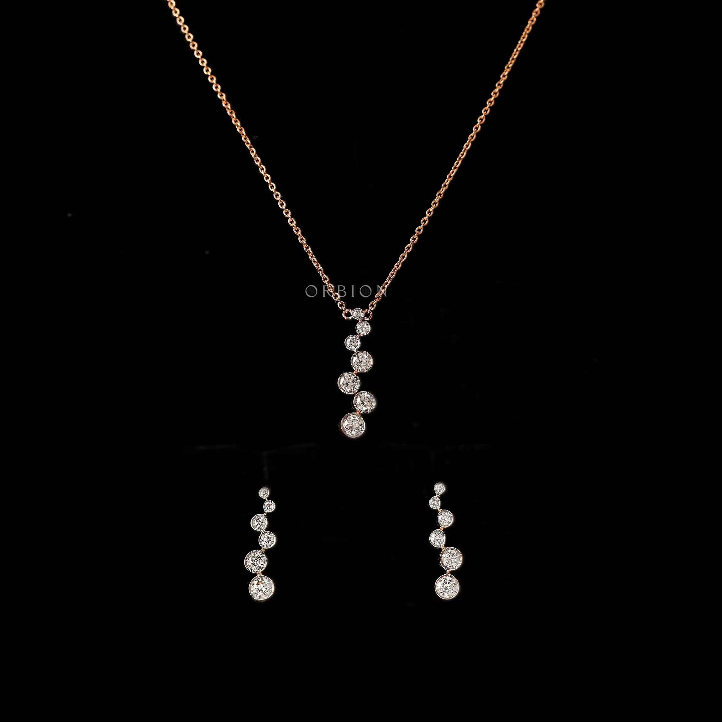Elegant bubble drop journey necklace in rose gold with sparkling diamonds