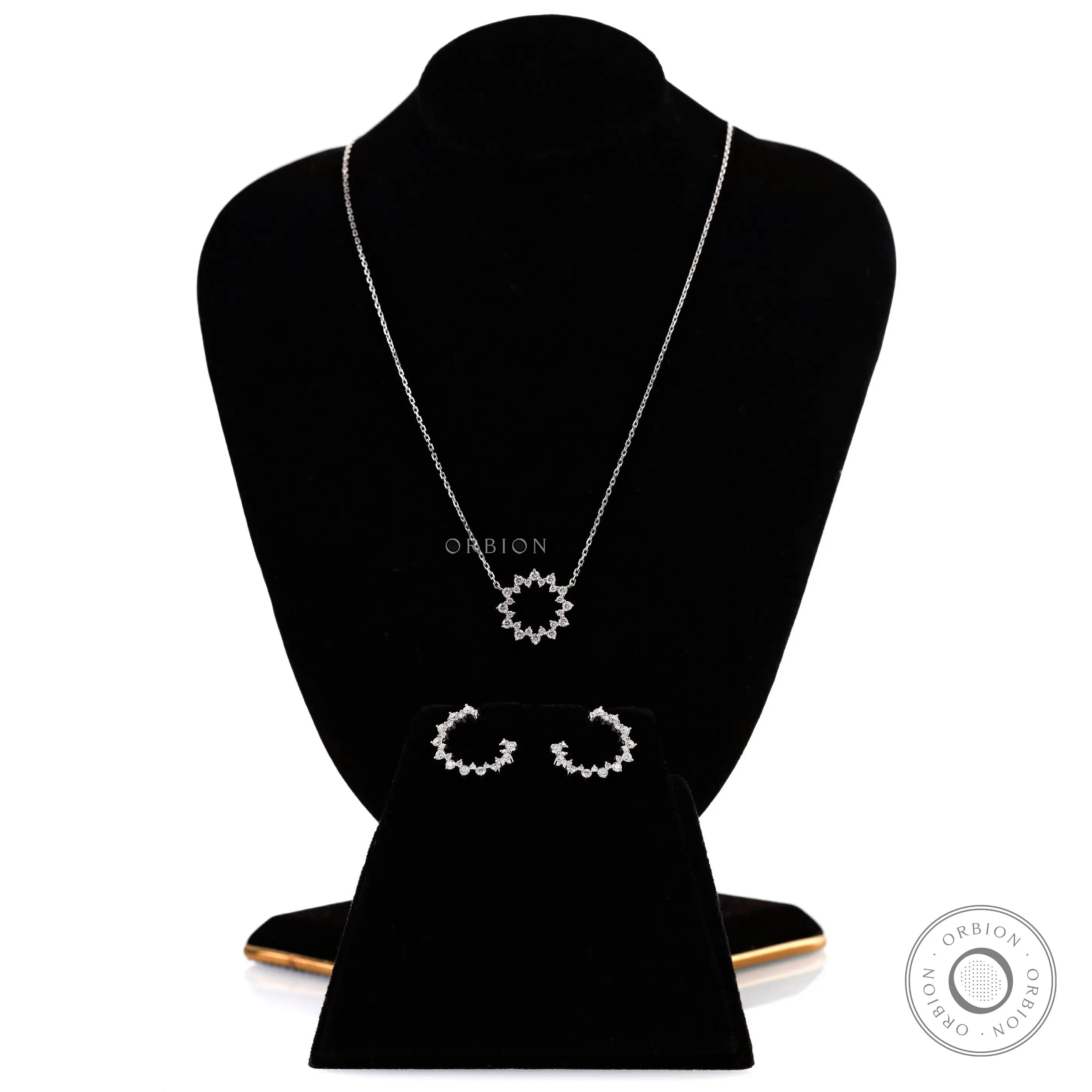 Elegant lab diamond circle necklace for daily wear with earrings