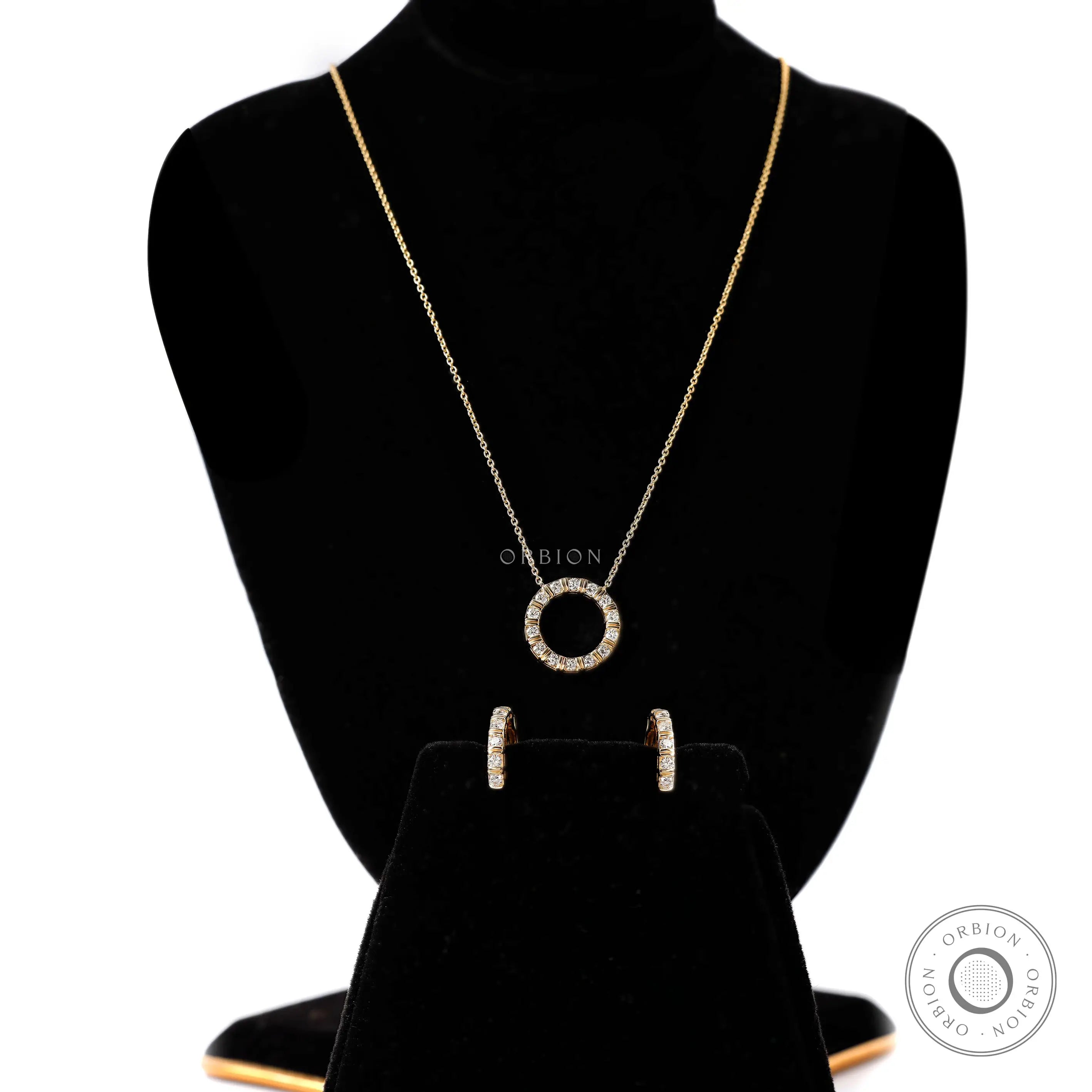 Minimalist lab grown diamond circle necklace for daily wear