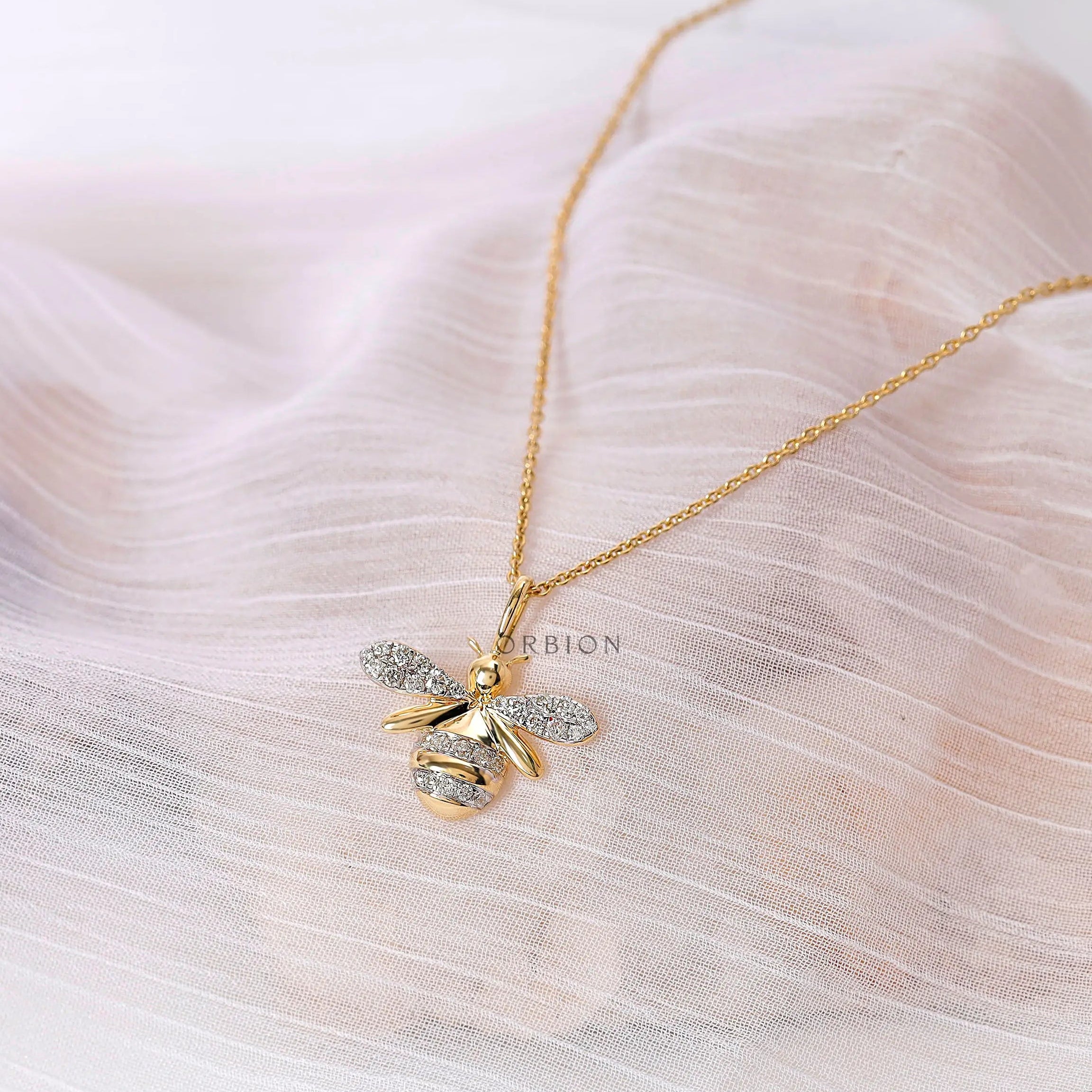 Yellow gold honey bee pendant necklace with chain