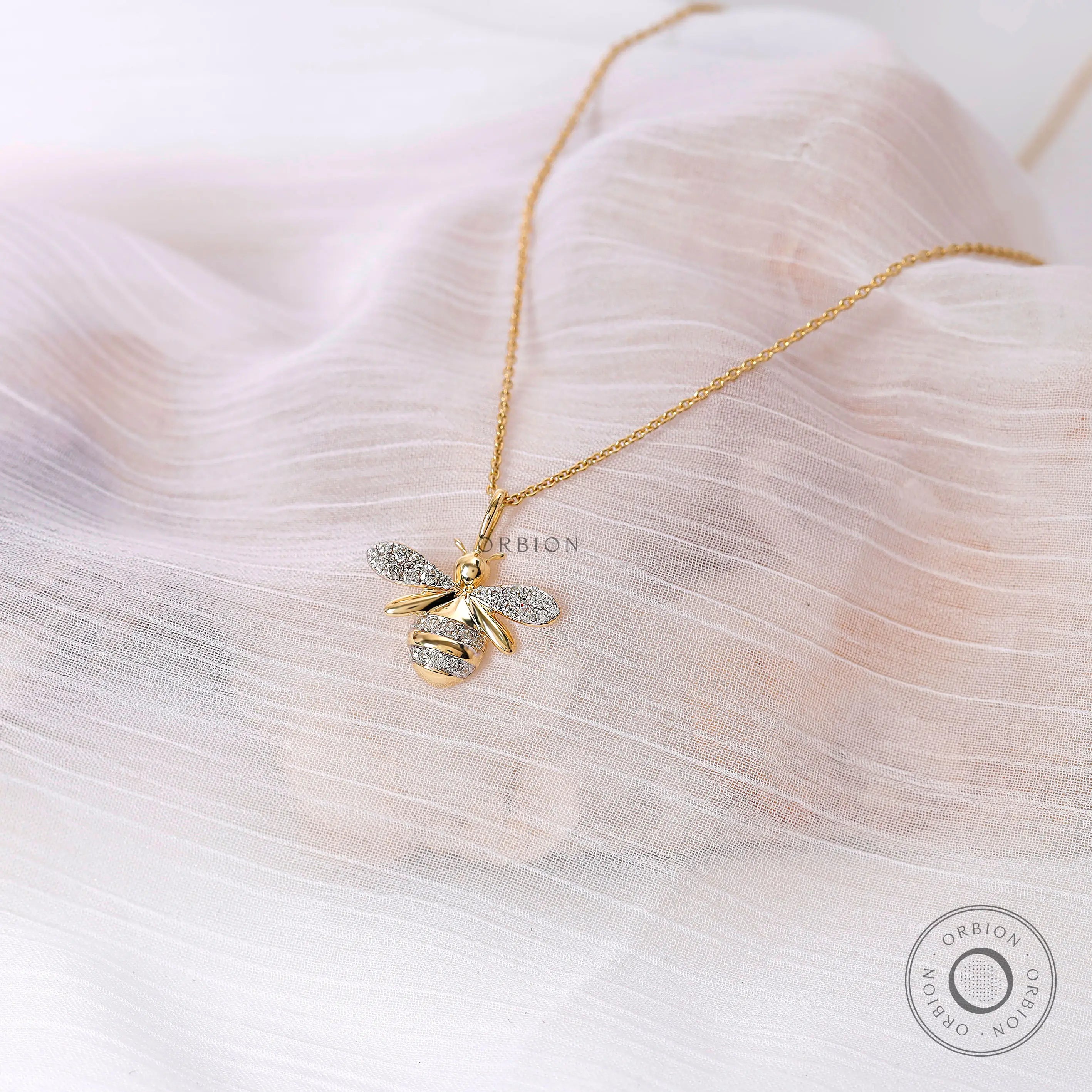 Yellow gold honey bee pendant necklace with chain