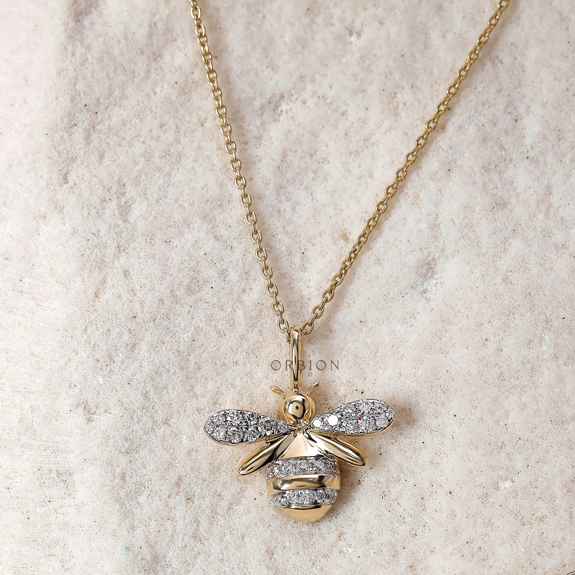 Lab diamond bee pendant necklace yellow gold